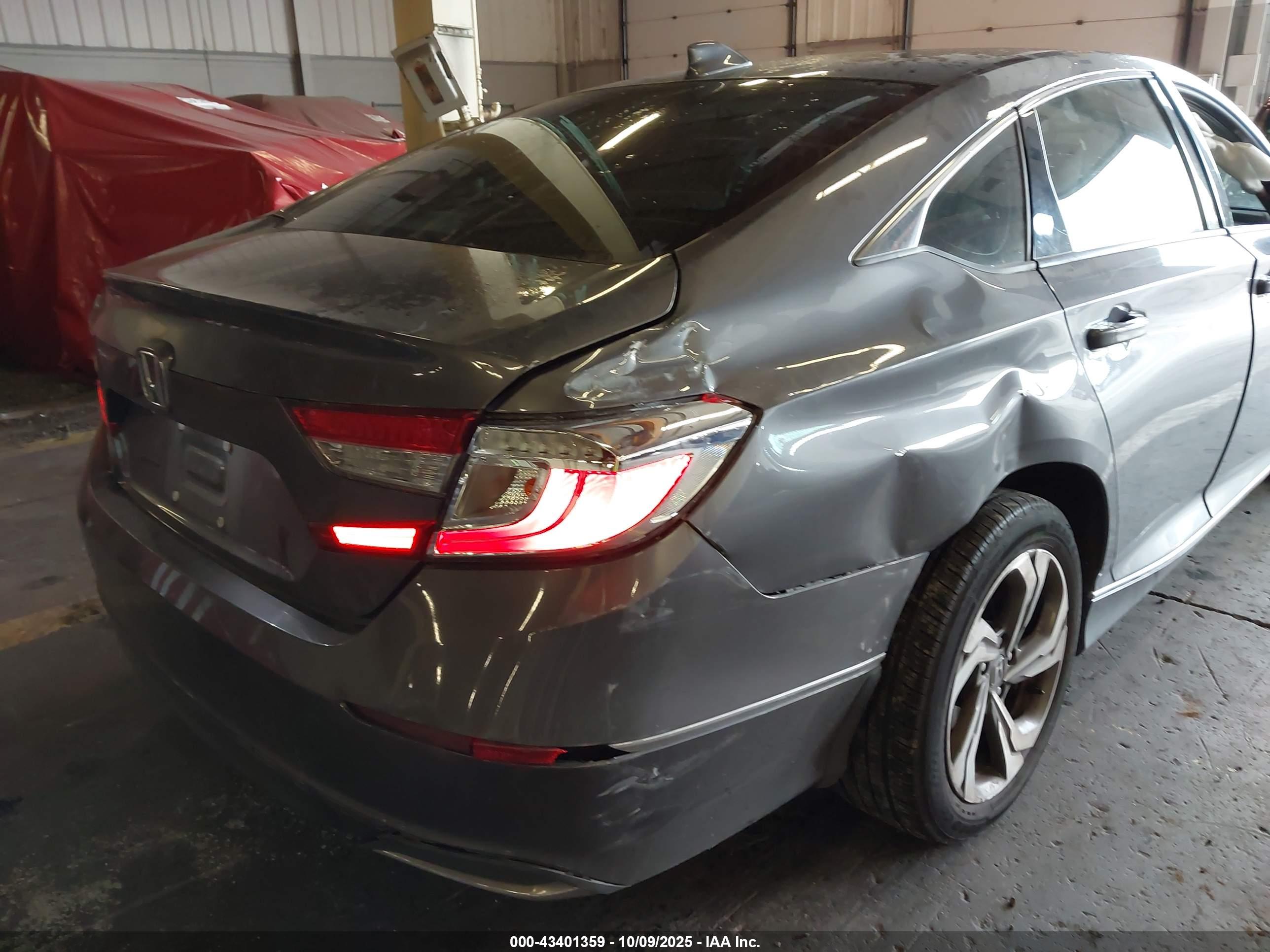 HONDA ACCORD image 6