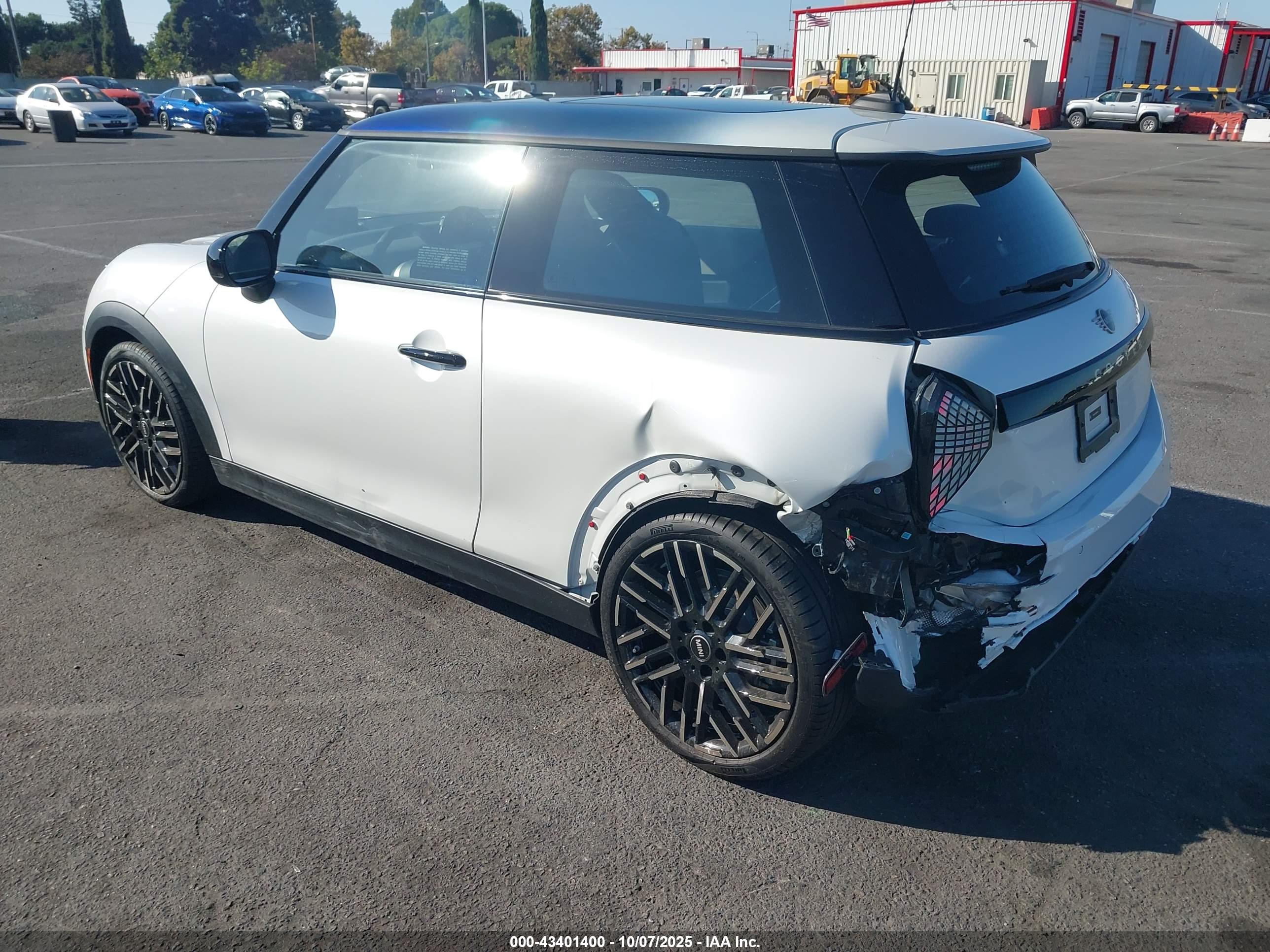 MINI HARDTOP image 3