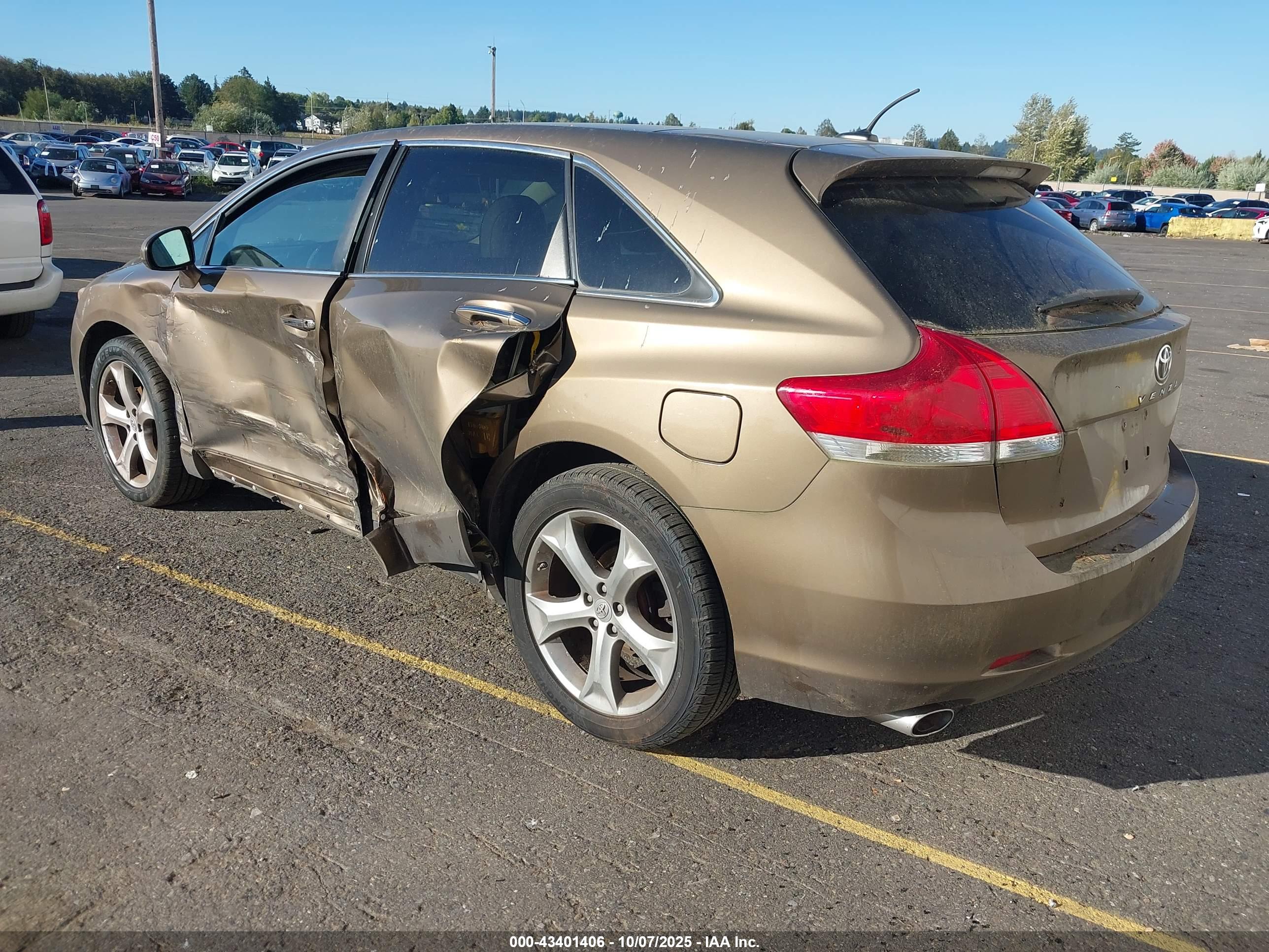 TOYOTA VENZA image 3