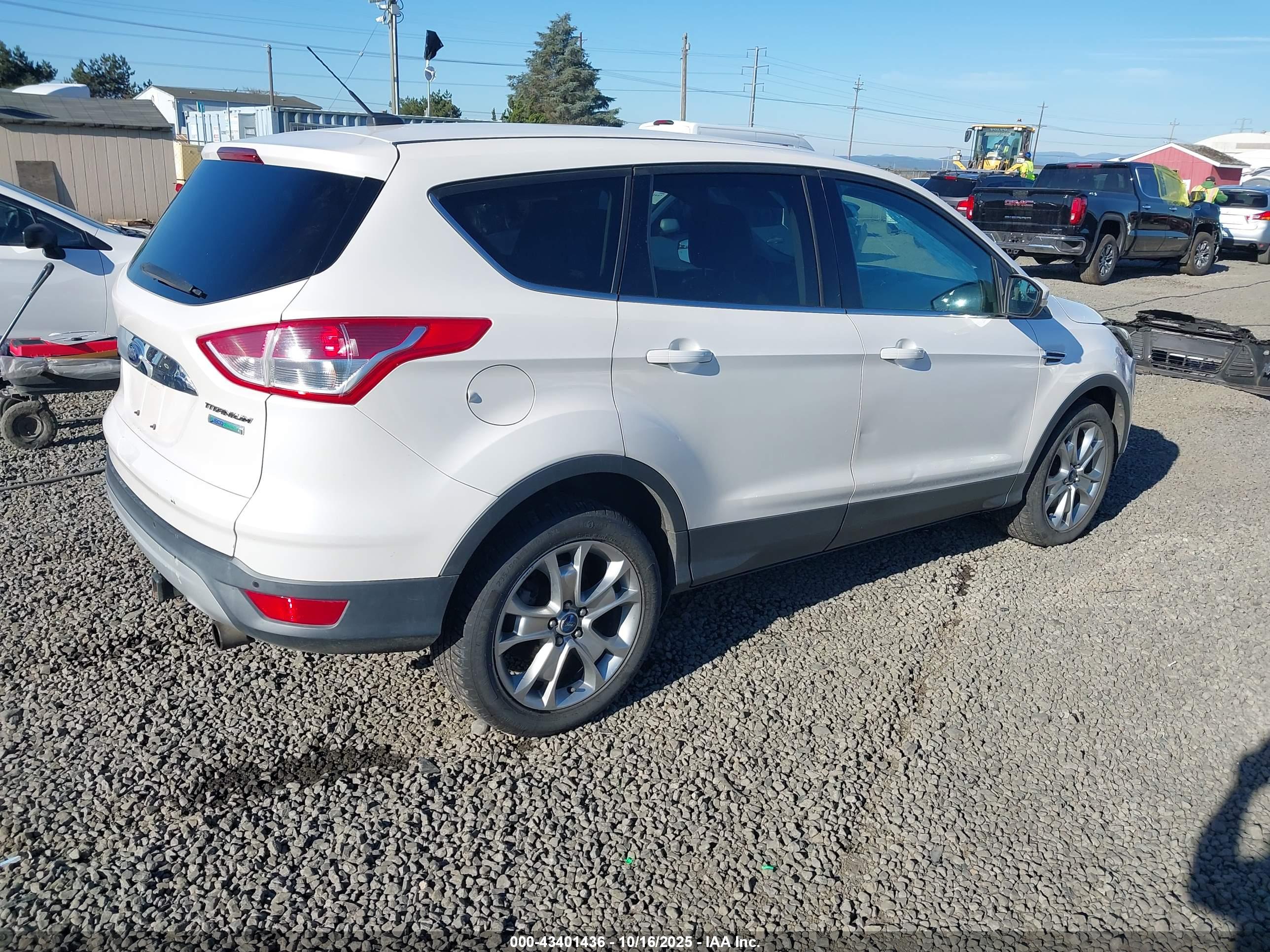 FORD ESCAPE image 4