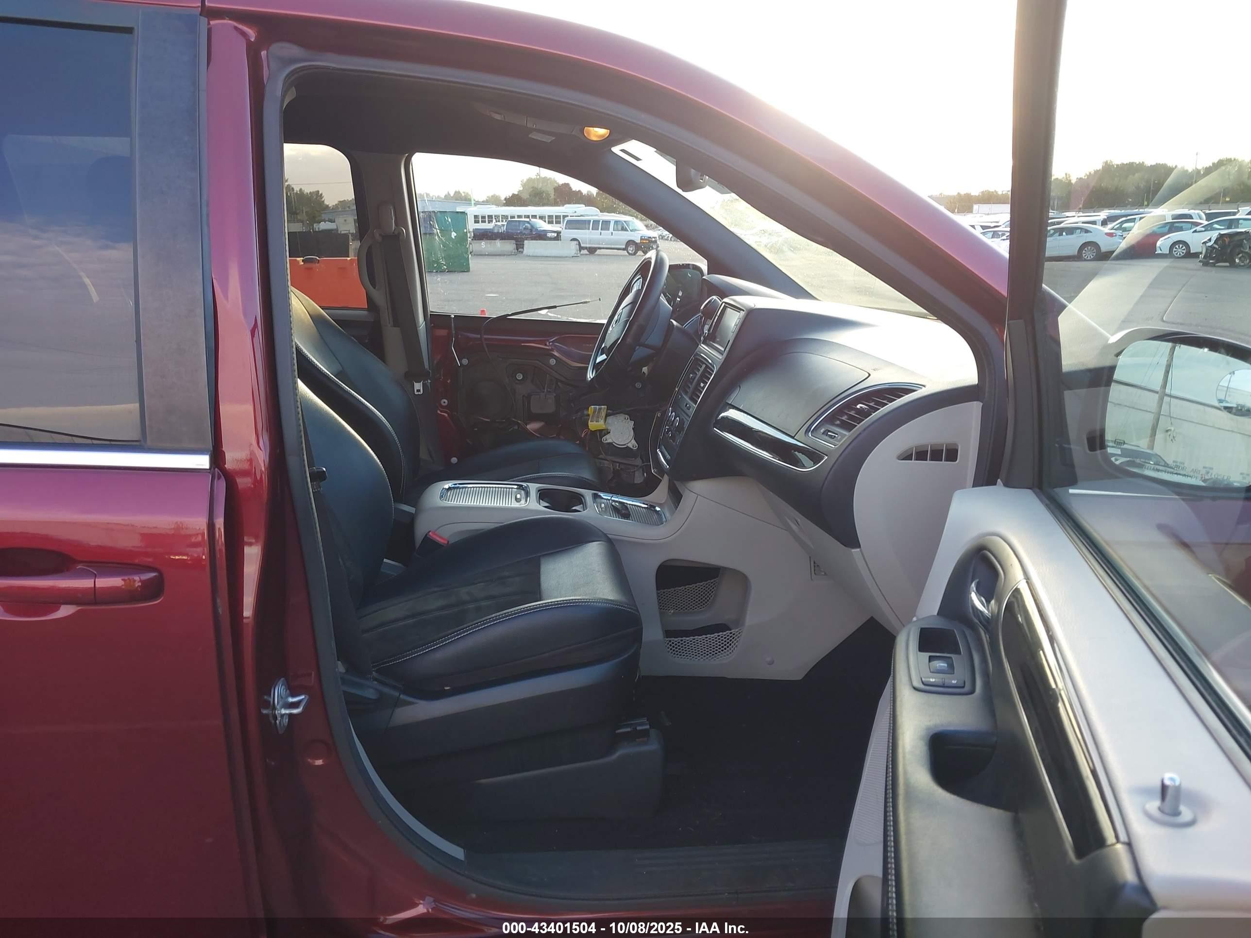 DODGE GRAND image 5