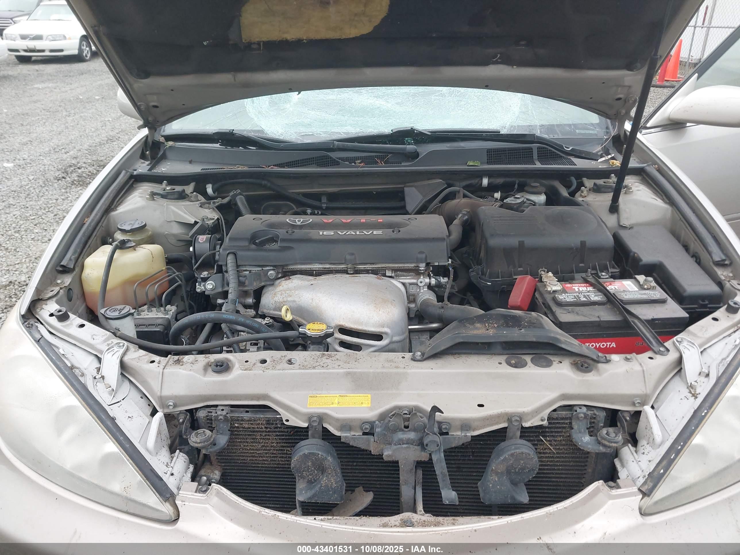 TOYOTA CAMRY image 10