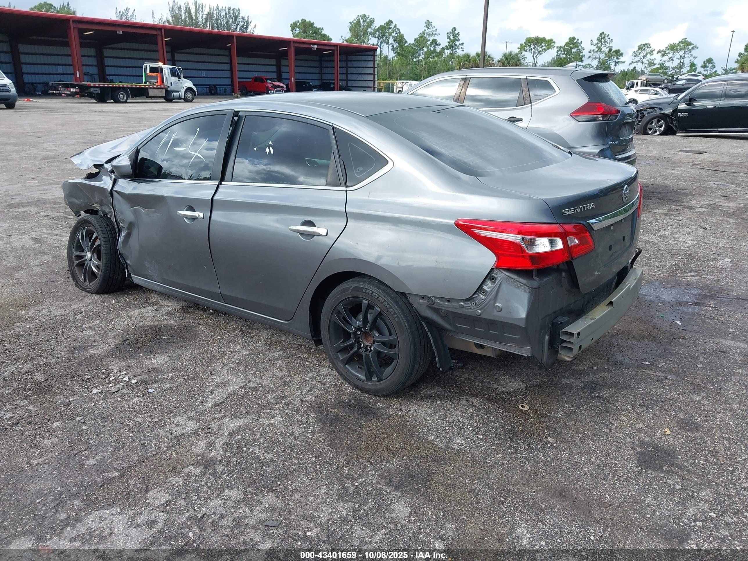 NISSAN SENTRA image 3