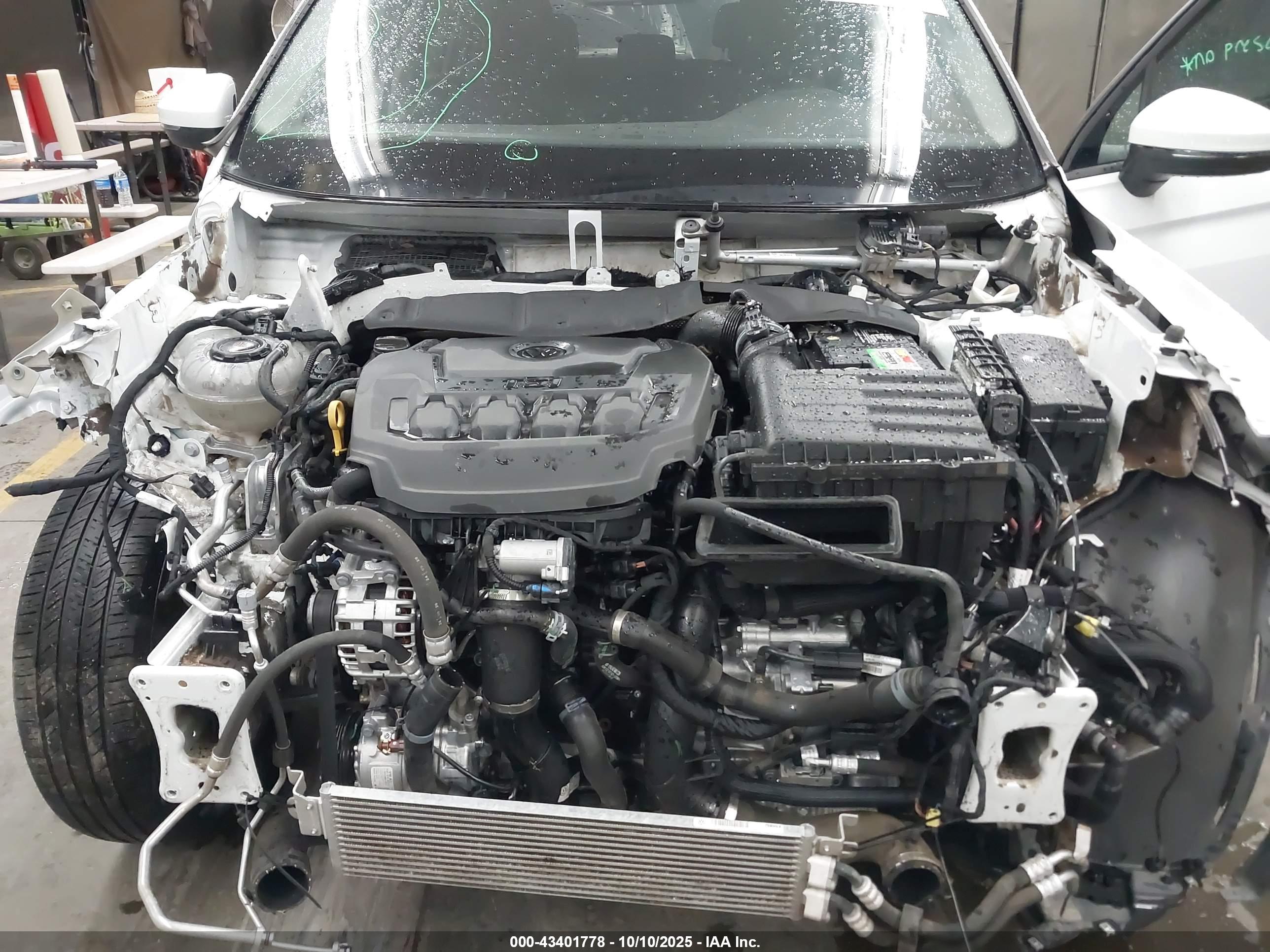 VOLKSWAGEN TIGUAN image 10
