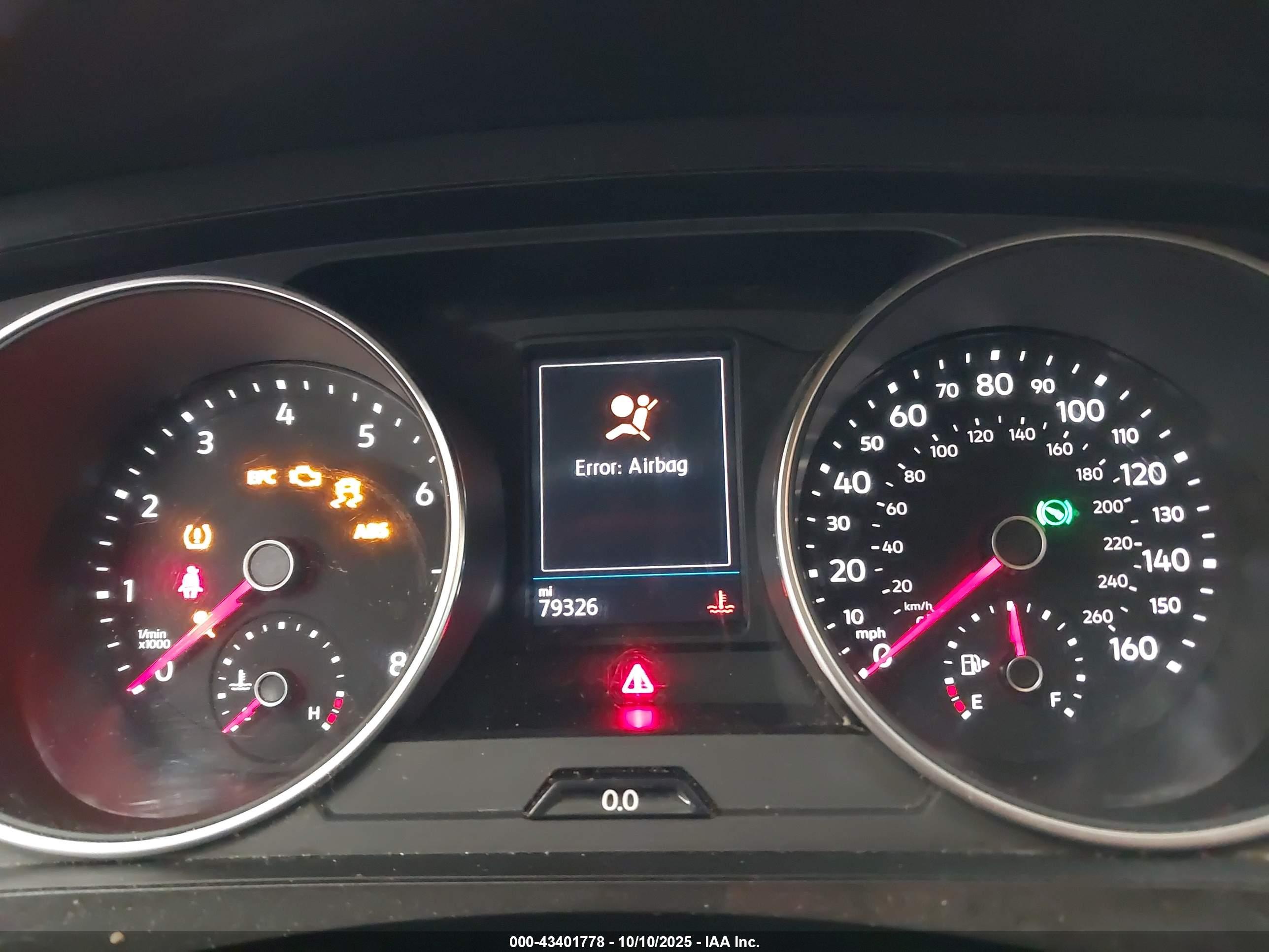 VOLKSWAGEN TIGUAN image 7