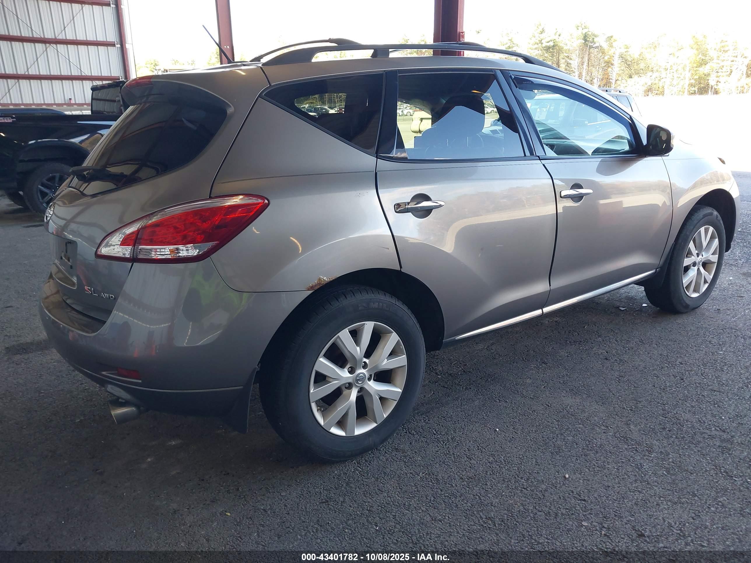 NISSAN MURANO image 4
