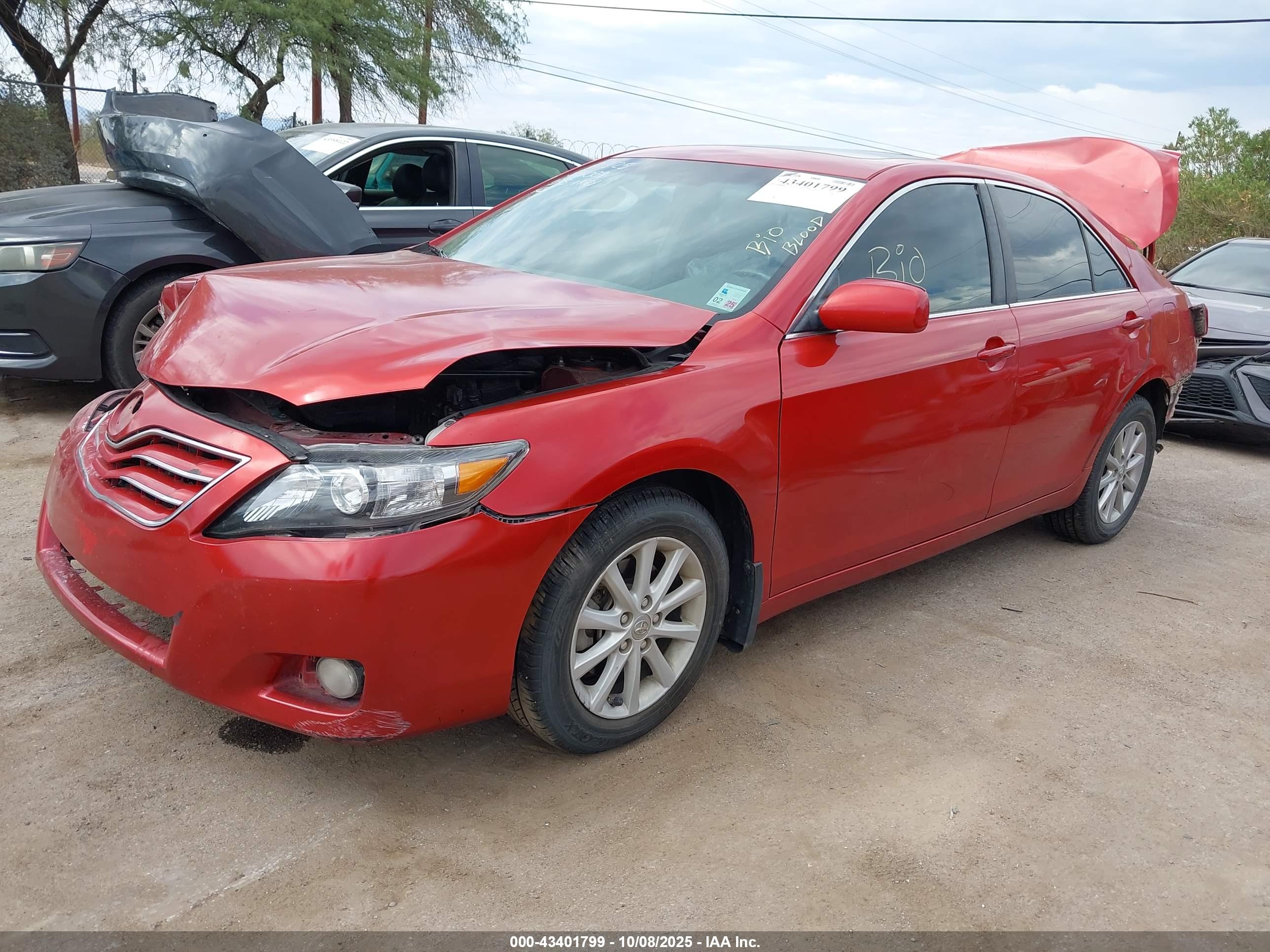 TOYOTA CAMRY image 2