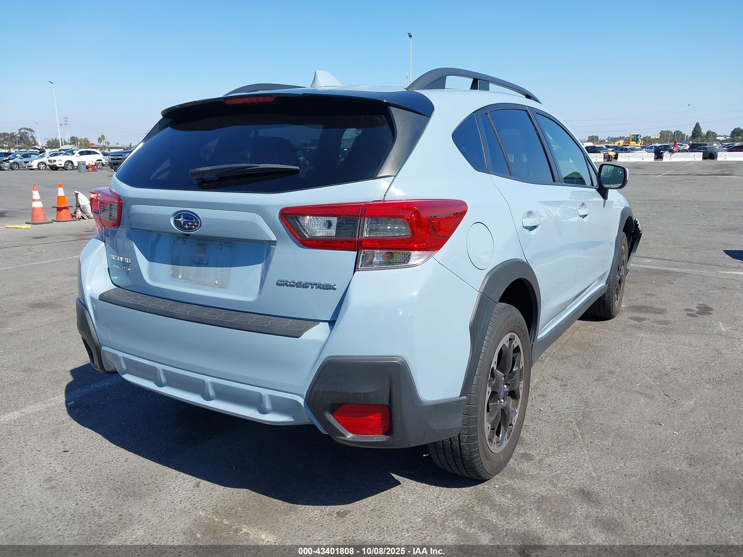SUBARU CROSSTREK image 4