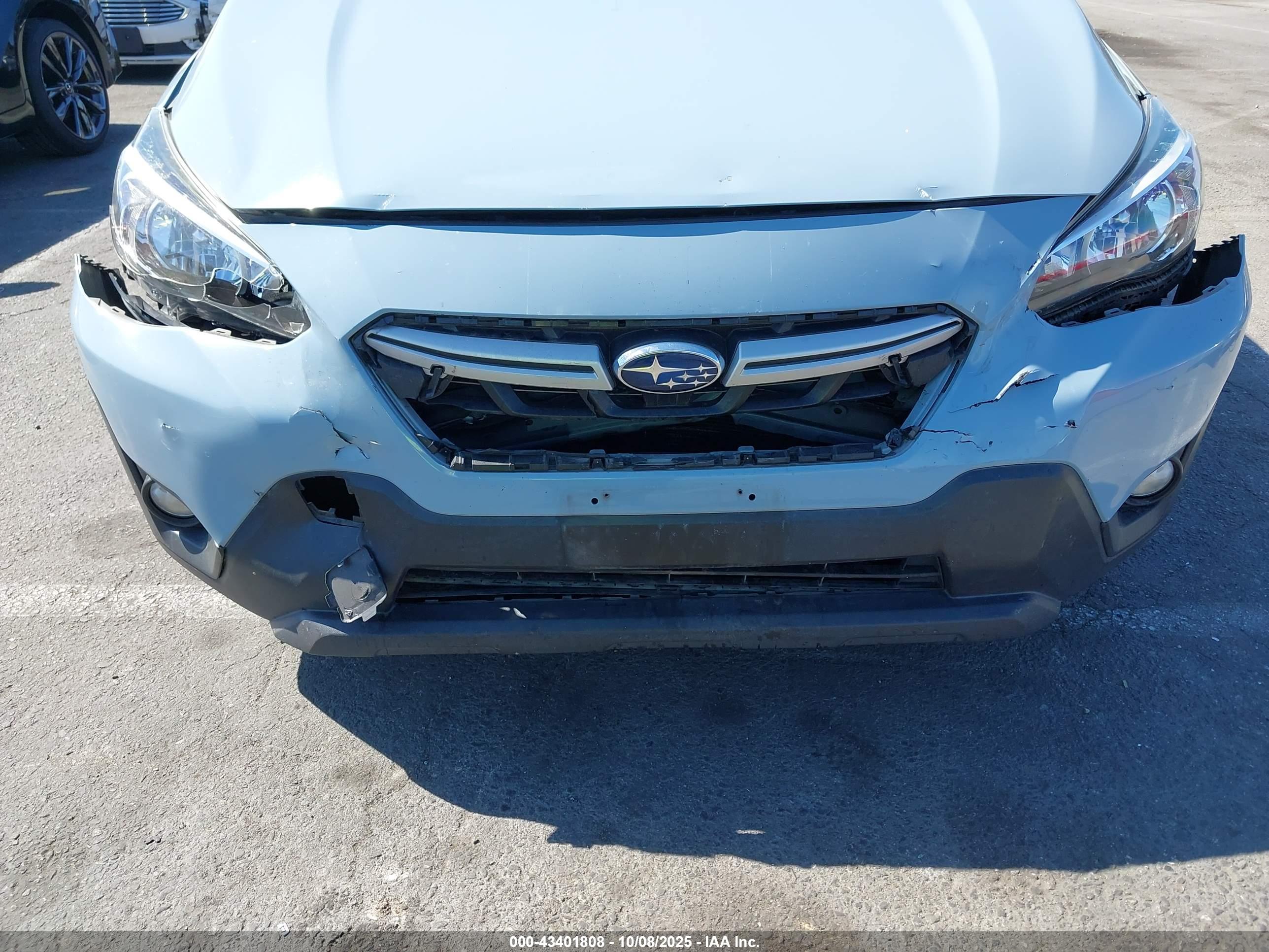 SUBARU CROSSTREK image 6