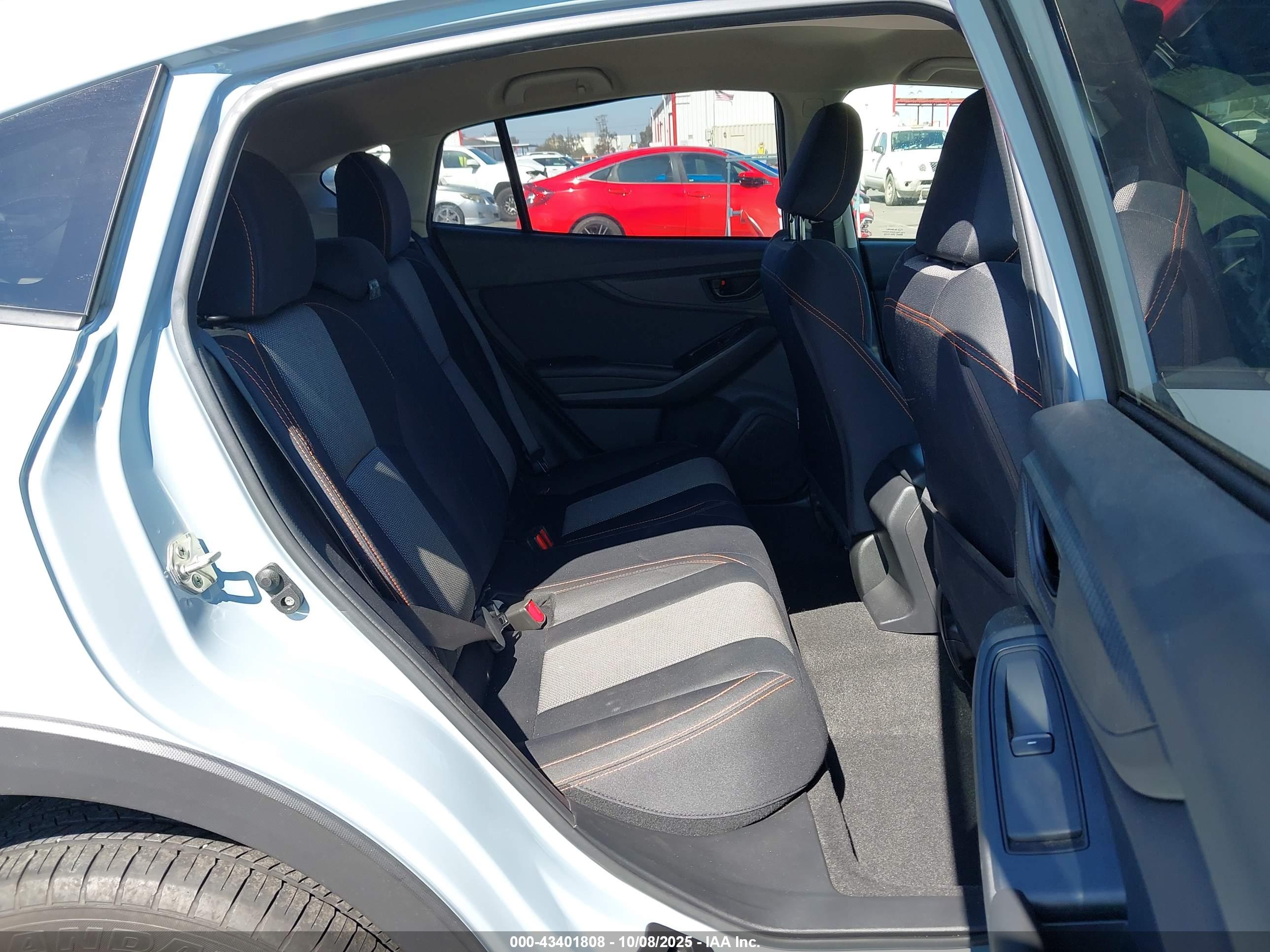 SUBARU CROSSTREK image 8