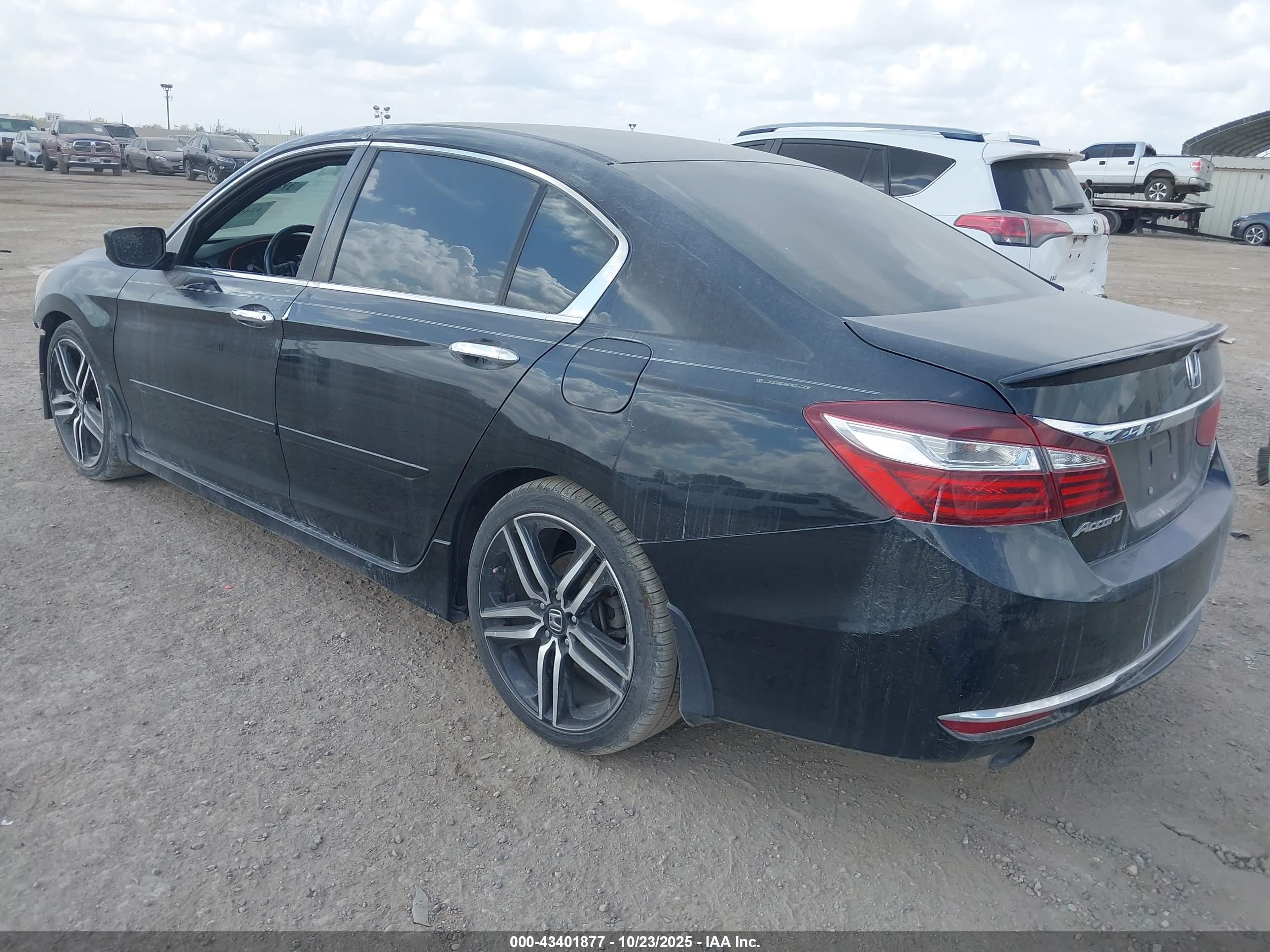 HONDA ACCORD image 3