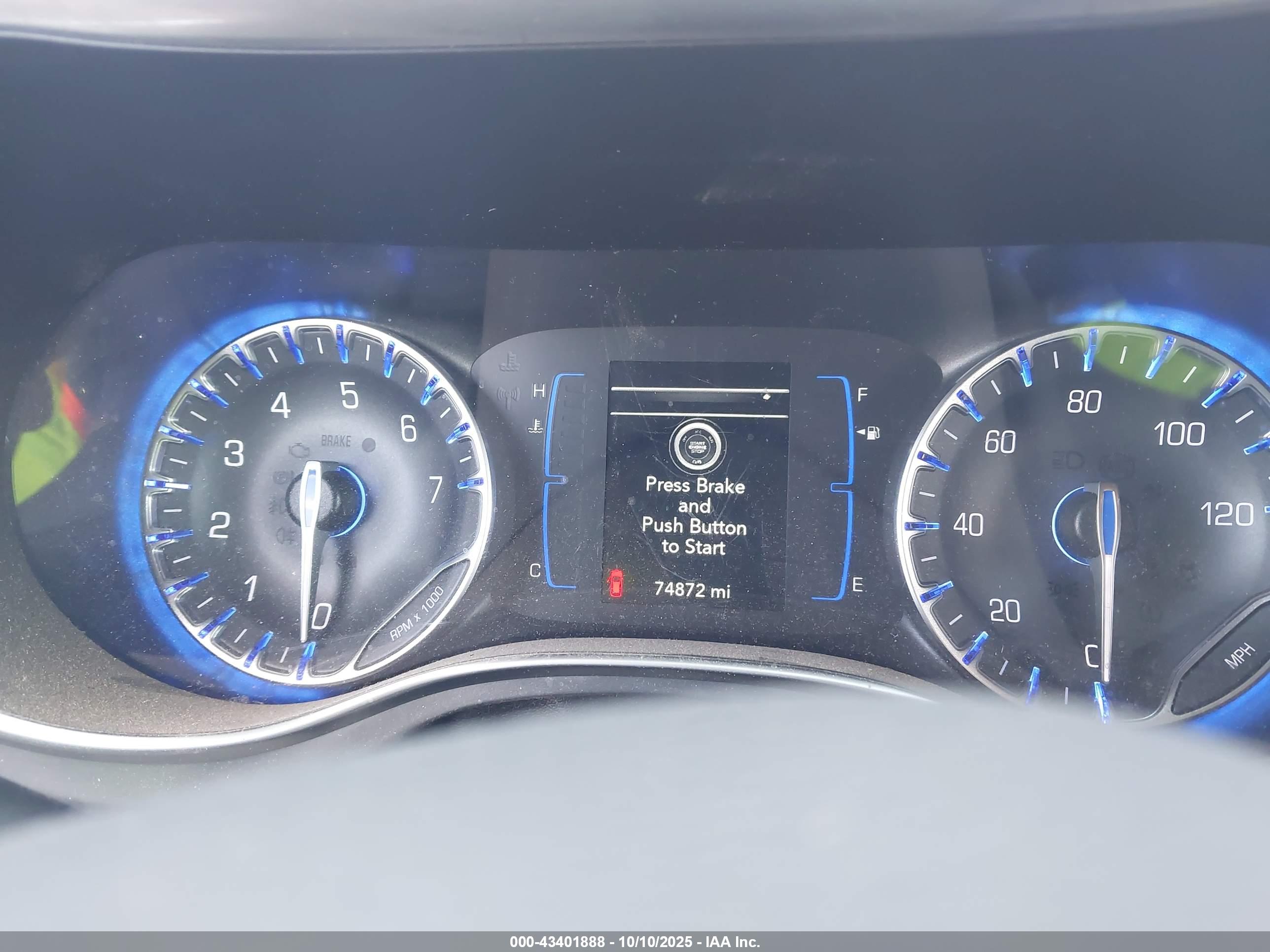 CHRYSLER PACIFICA image 7