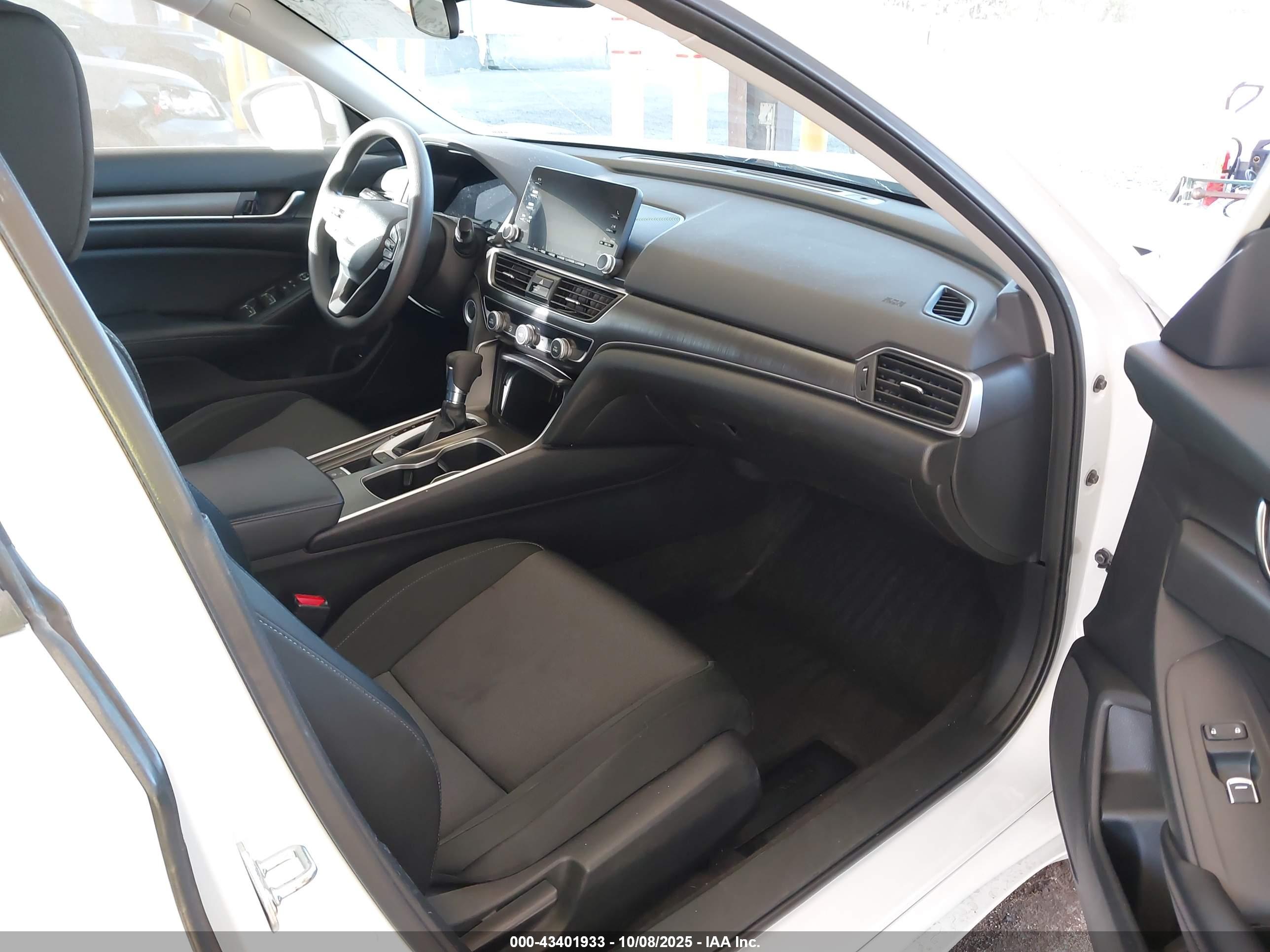 HONDA ACCORD image 5