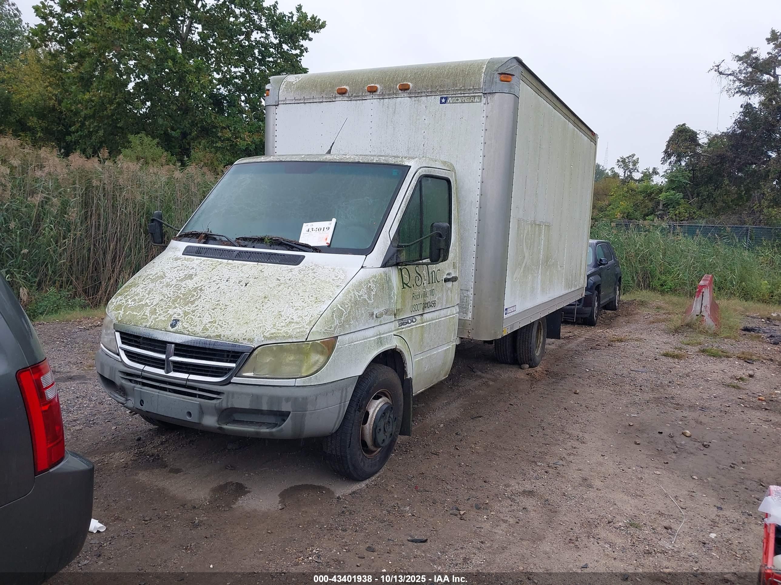 DODGE SPRINTER image 2