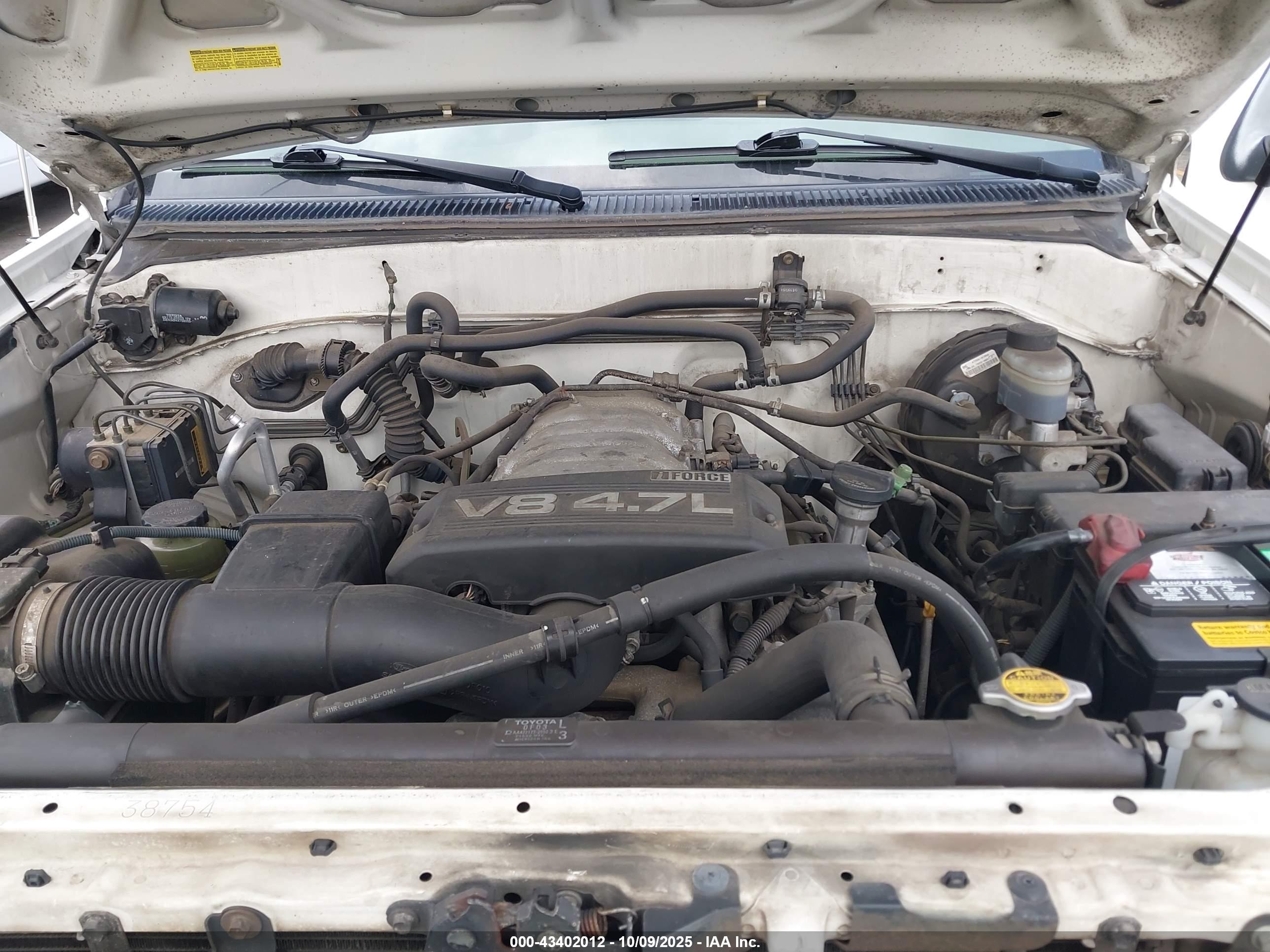 TOYOTA SEQUOIA image 10