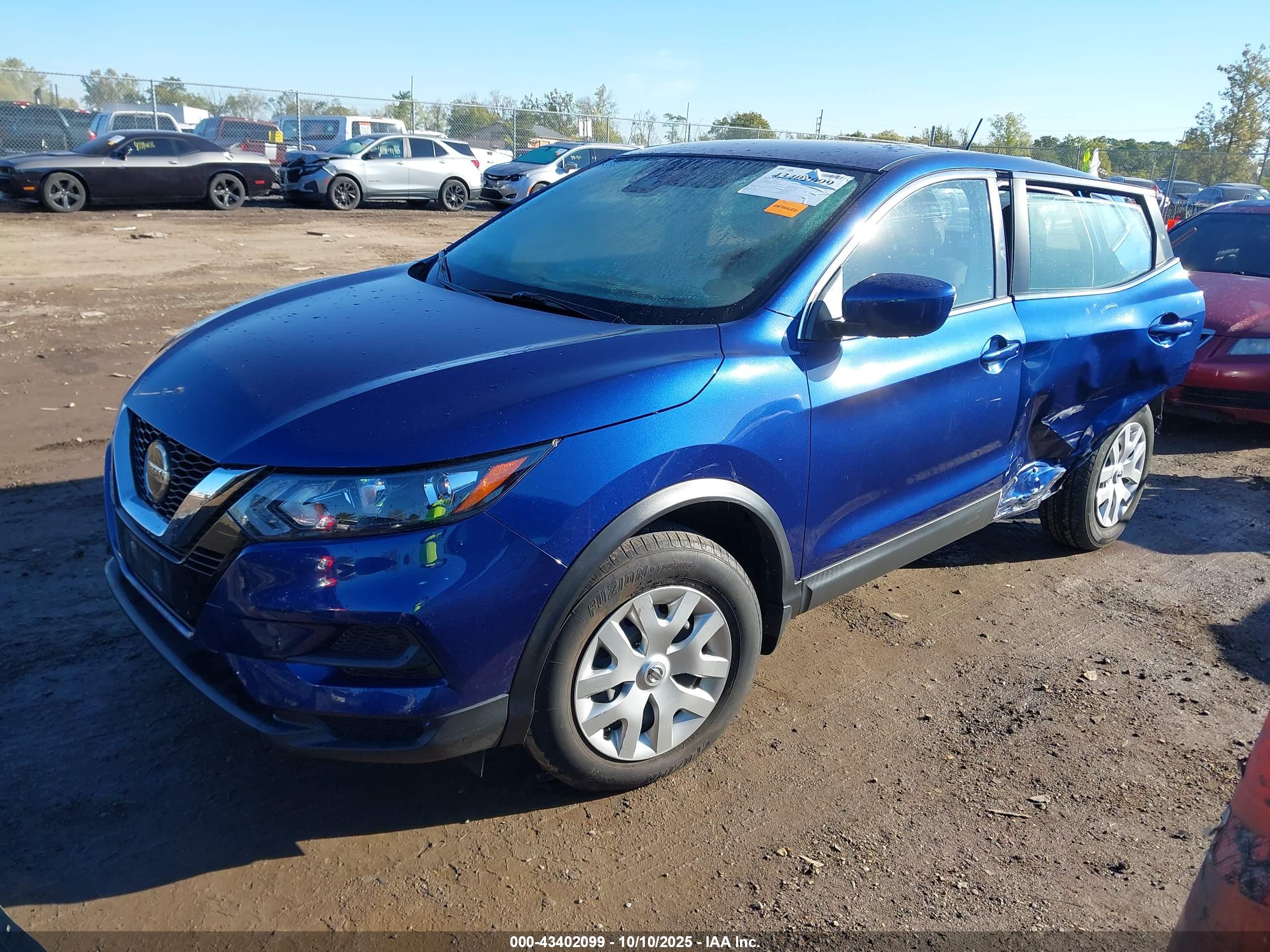 NISSAN ROGUE image 2