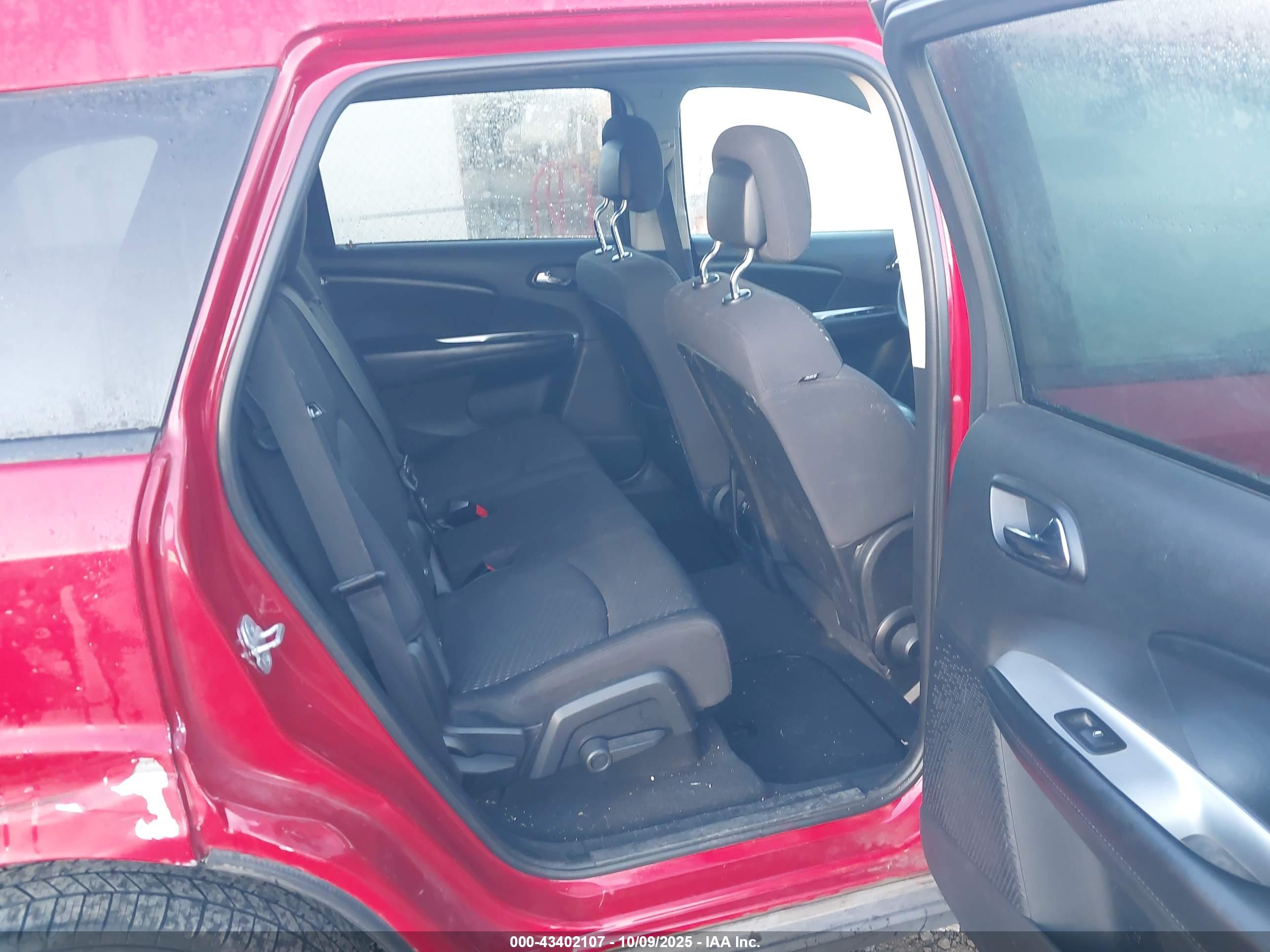DODGE JOURNEY image 8