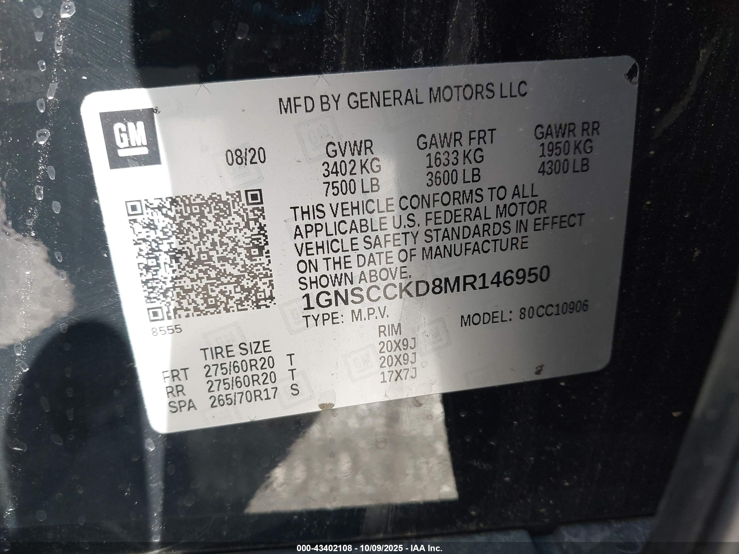 CHEVROLET SUBURBAN image 9