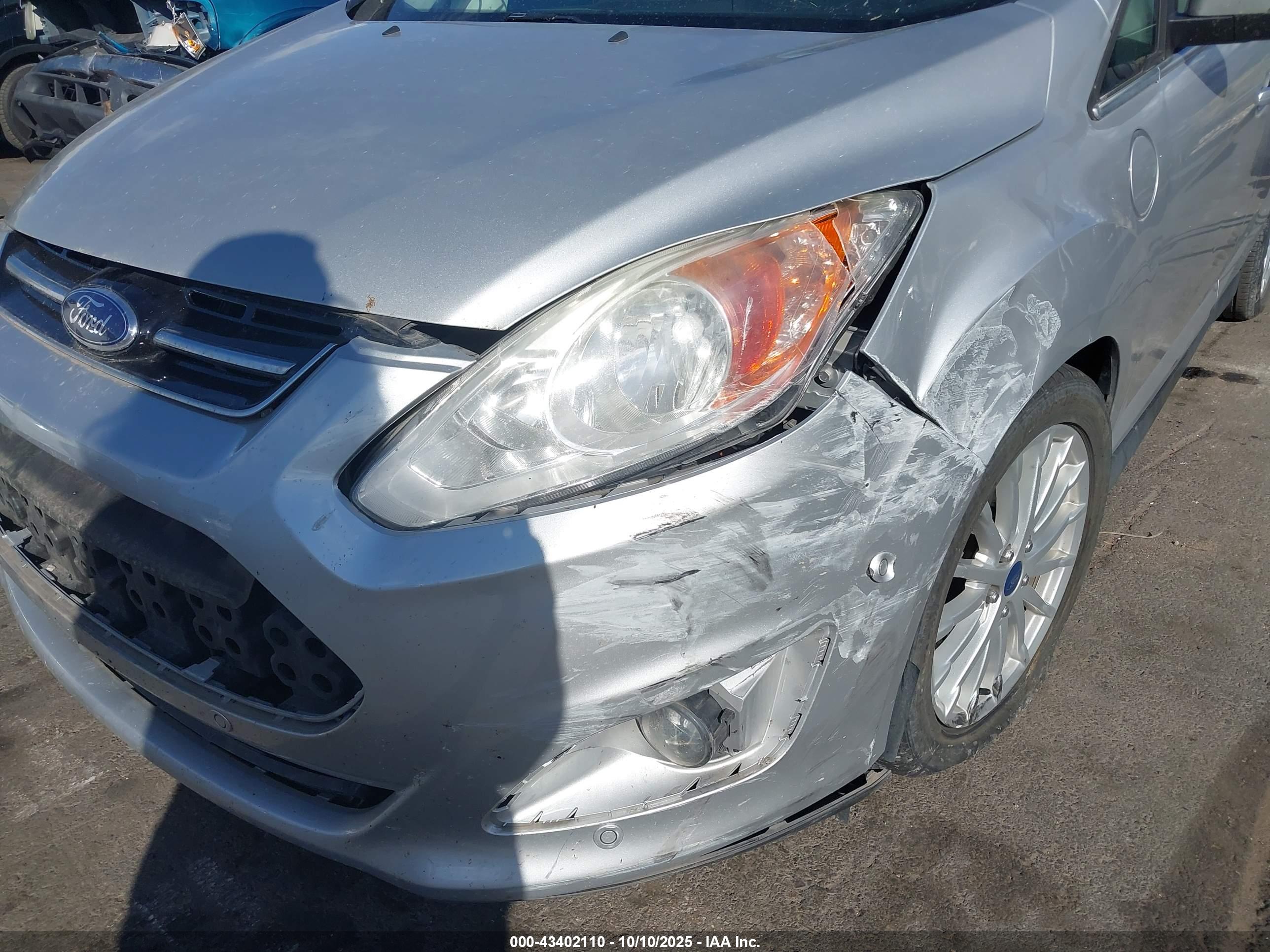 FORD C-MAX image 6