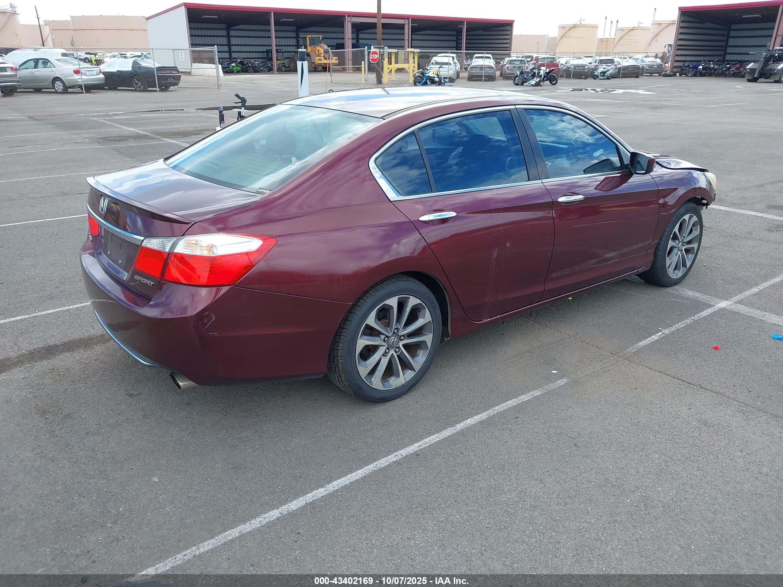 HONDA ACCORD image 4