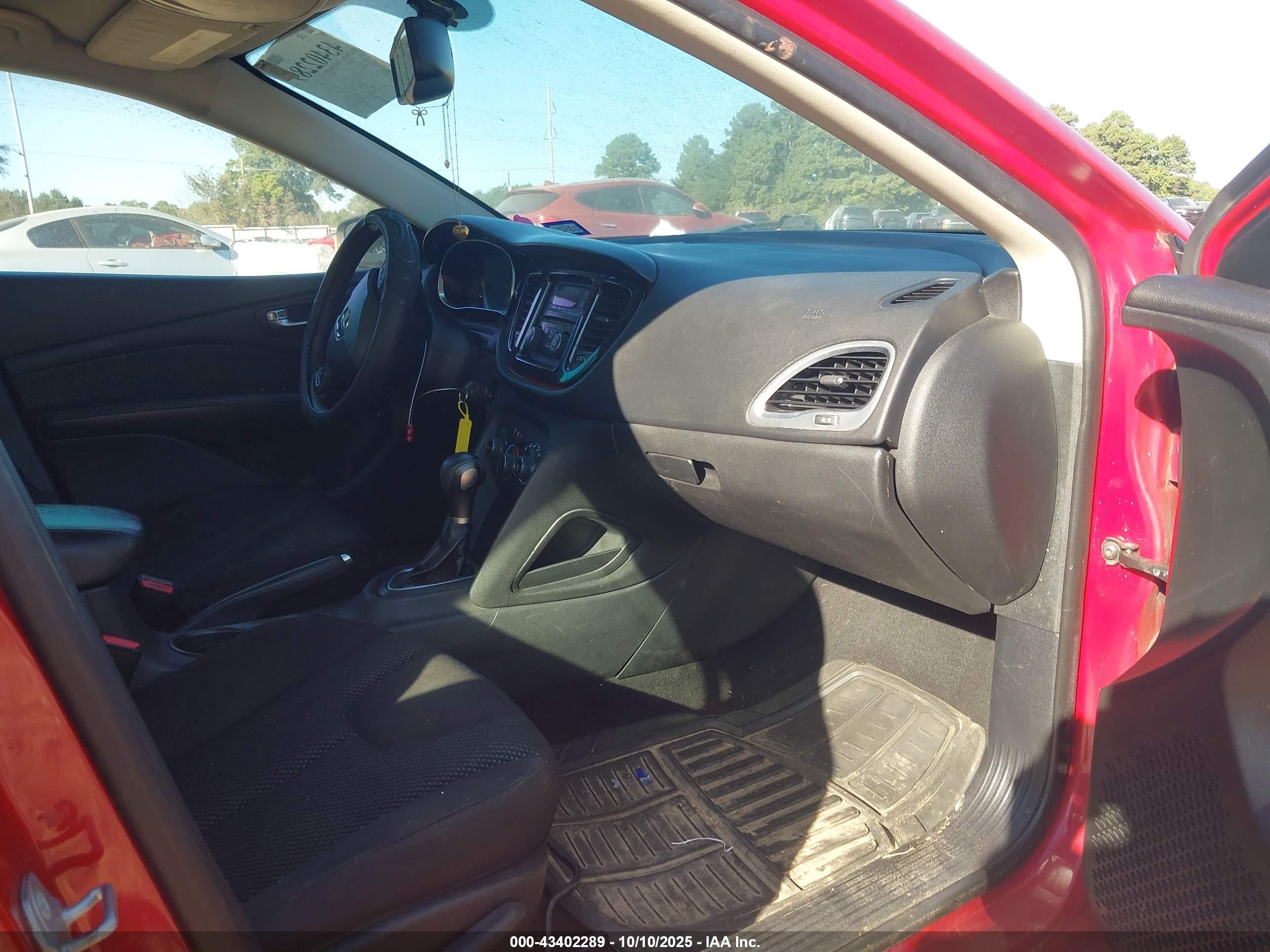 DODGE DART image 5