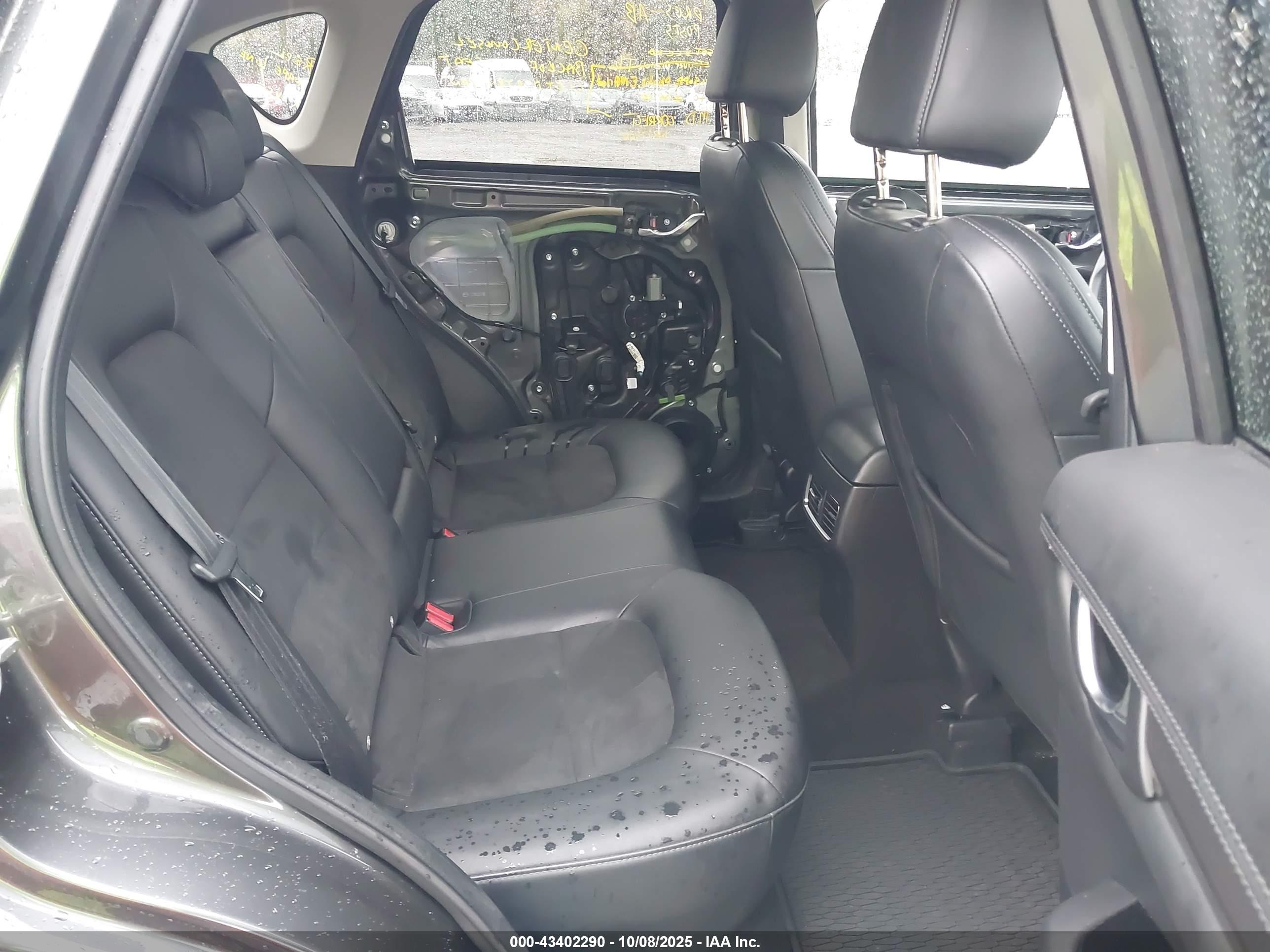 MAZDA CX-5 image 8