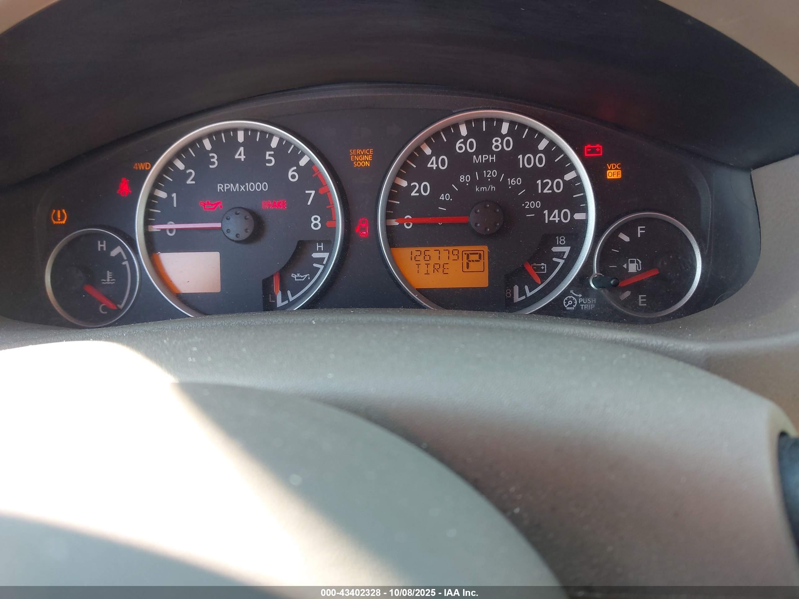 NISSAN PATHFINDER image 7