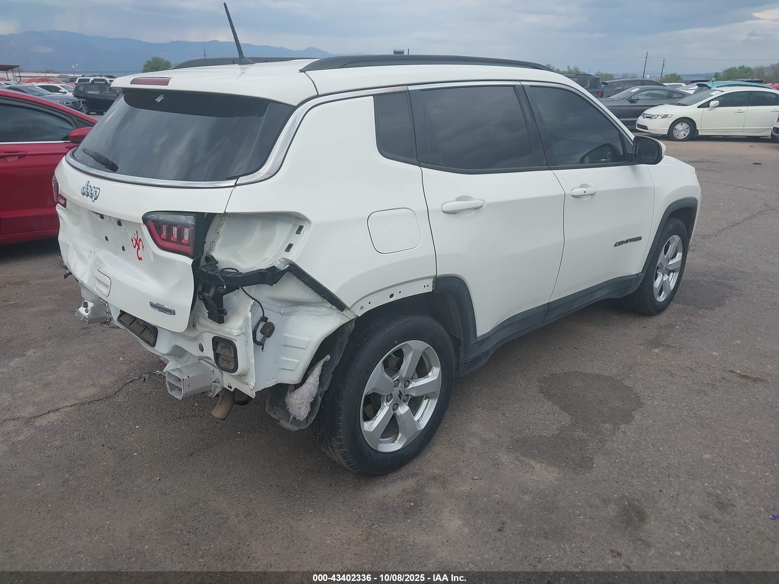 JEEP COMPASS image 4