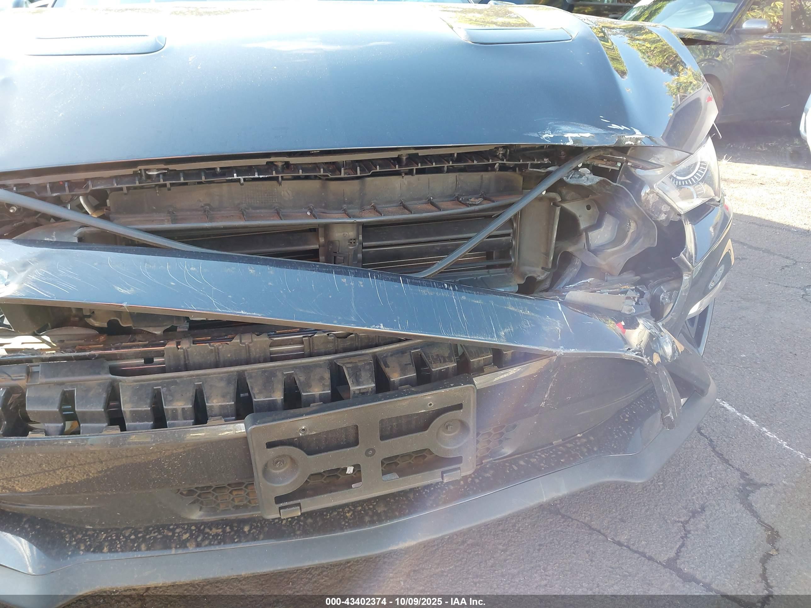 FORD MUSTANG image 6