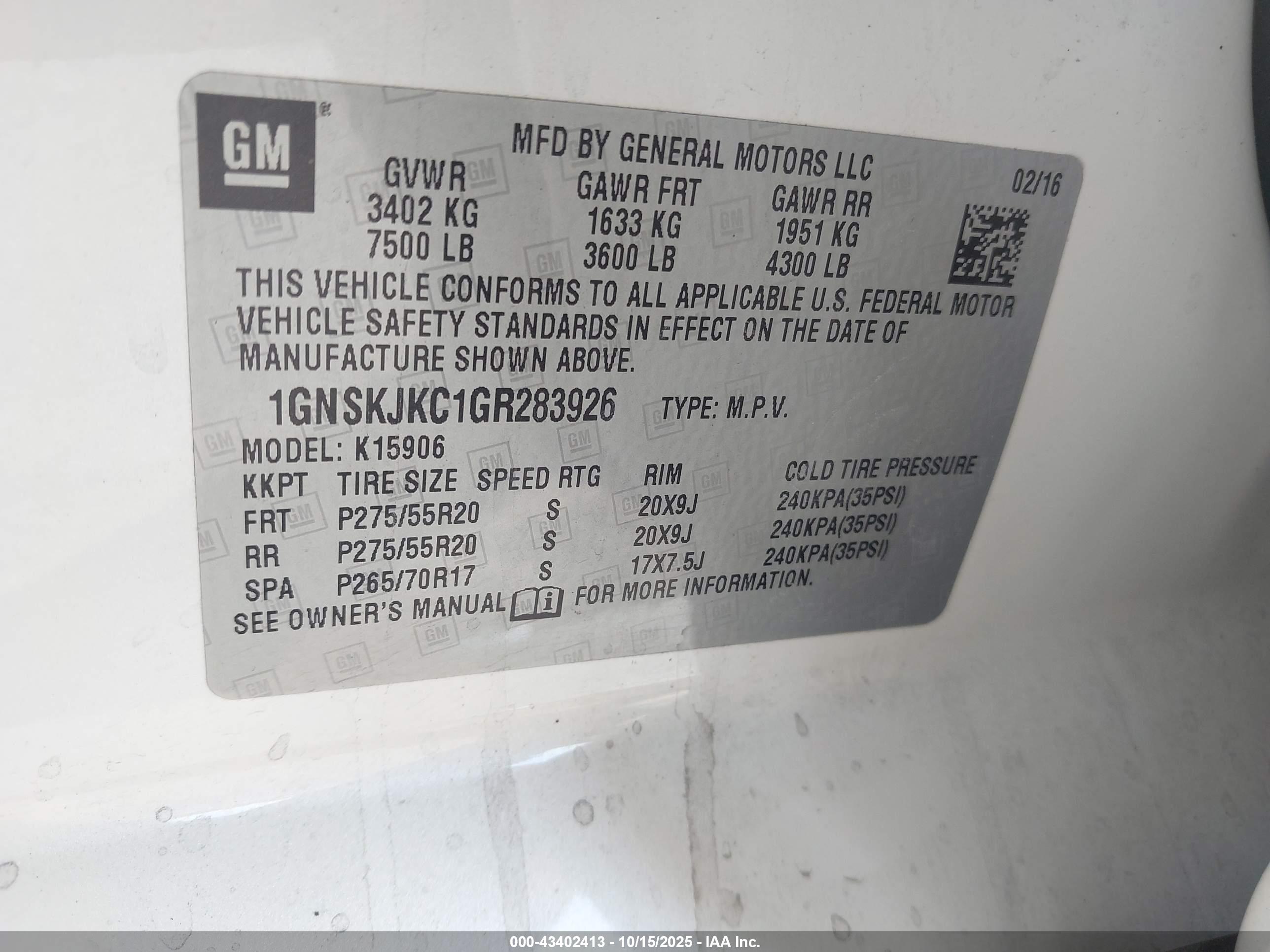 CHEVROLET SUBURBAN image 9