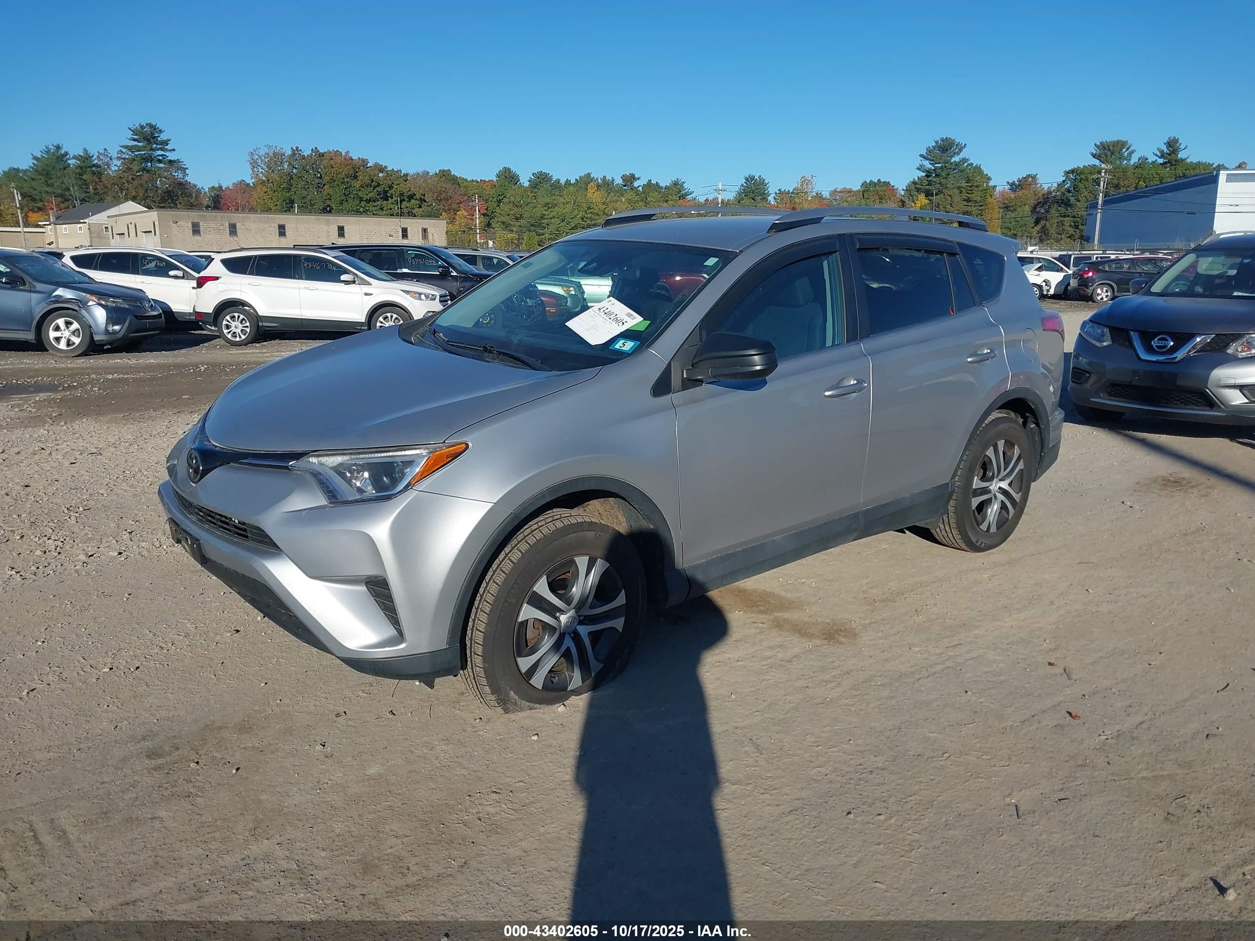 TOYOTA RAV4 image 2