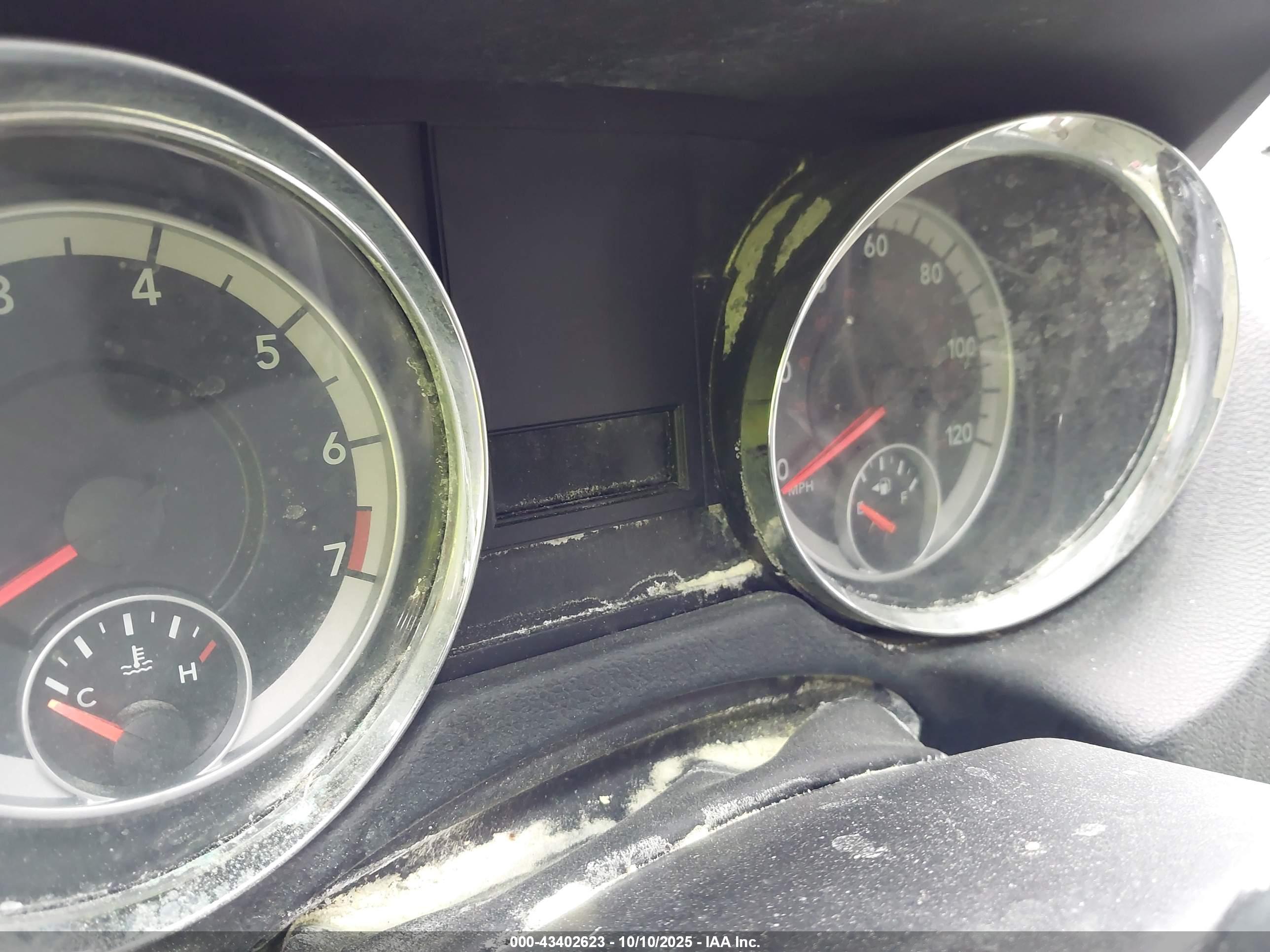 DODGE GRAND image 7