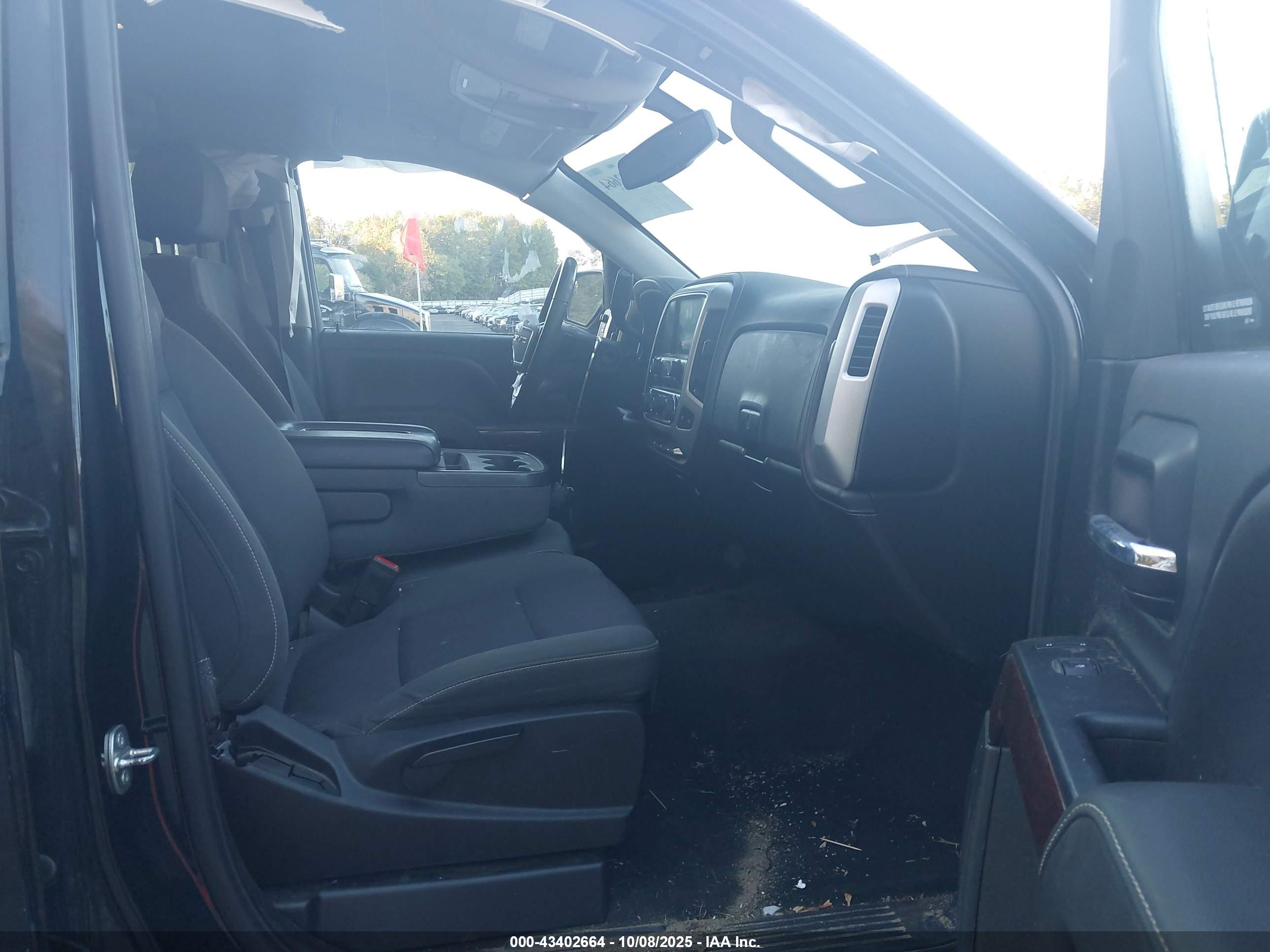 GMC SIERRA image 5