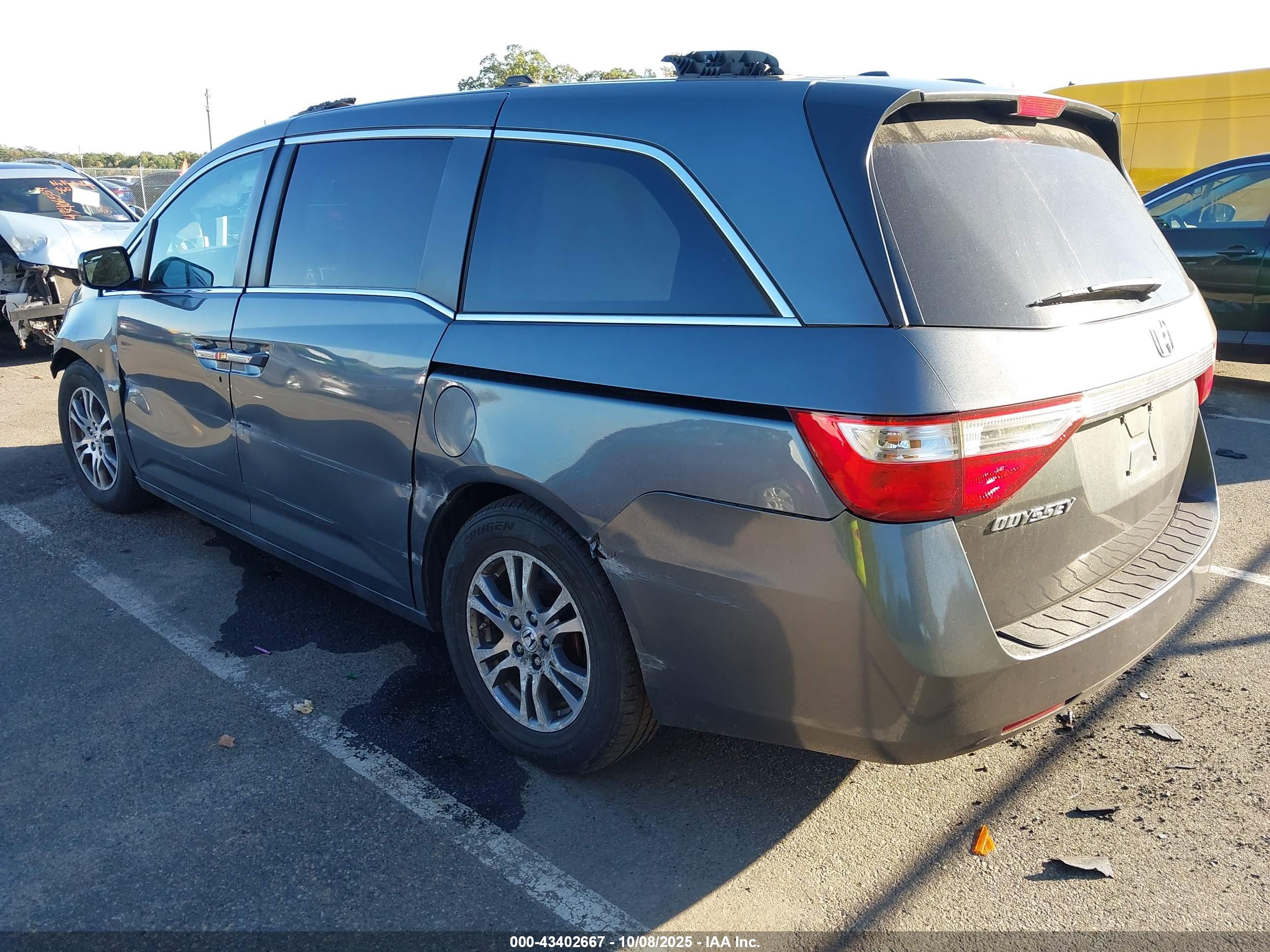 HONDA ODYSSEY image 3