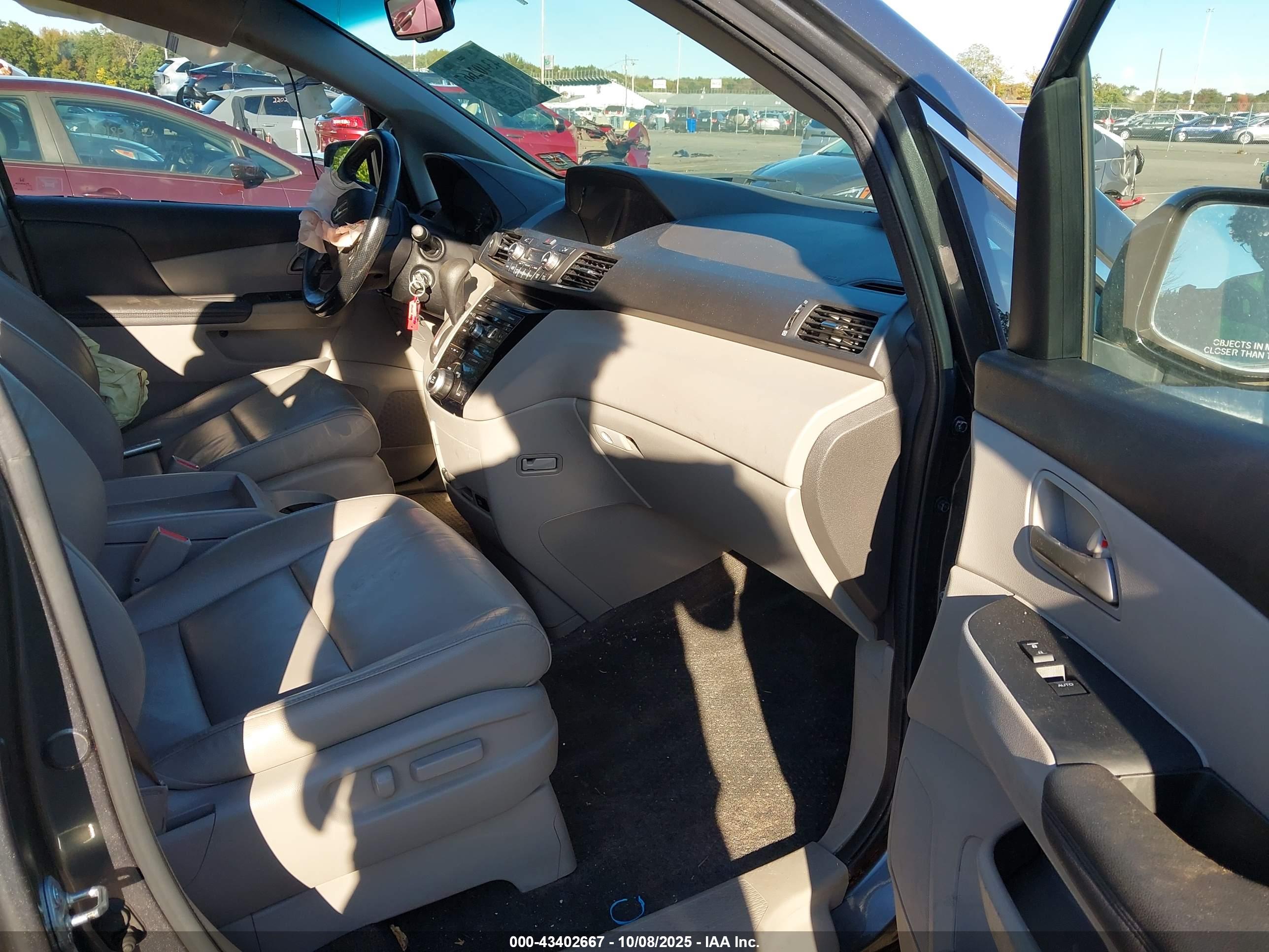 HONDA ODYSSEY image 5
