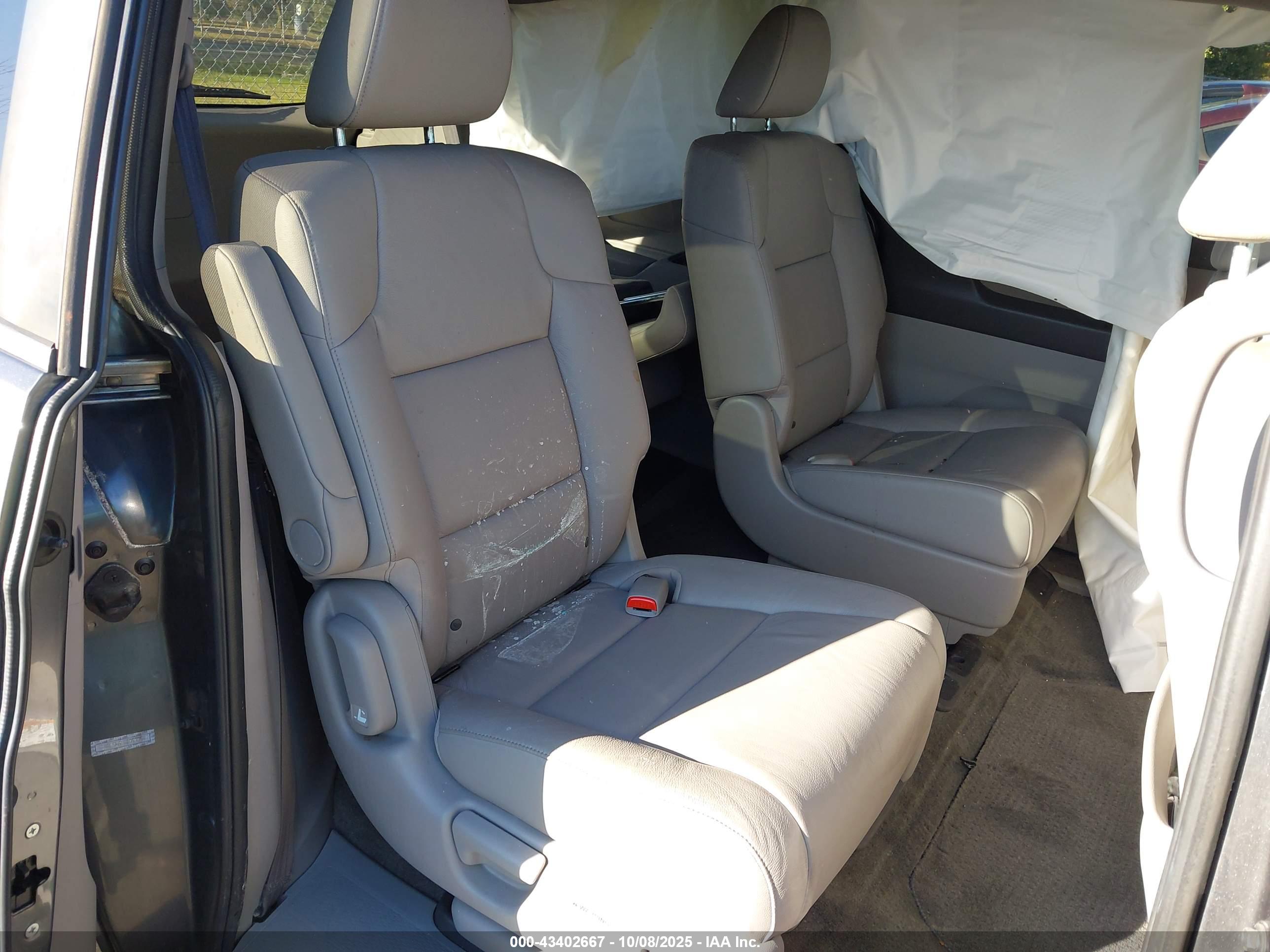 HONDA ODYSSEY image 8