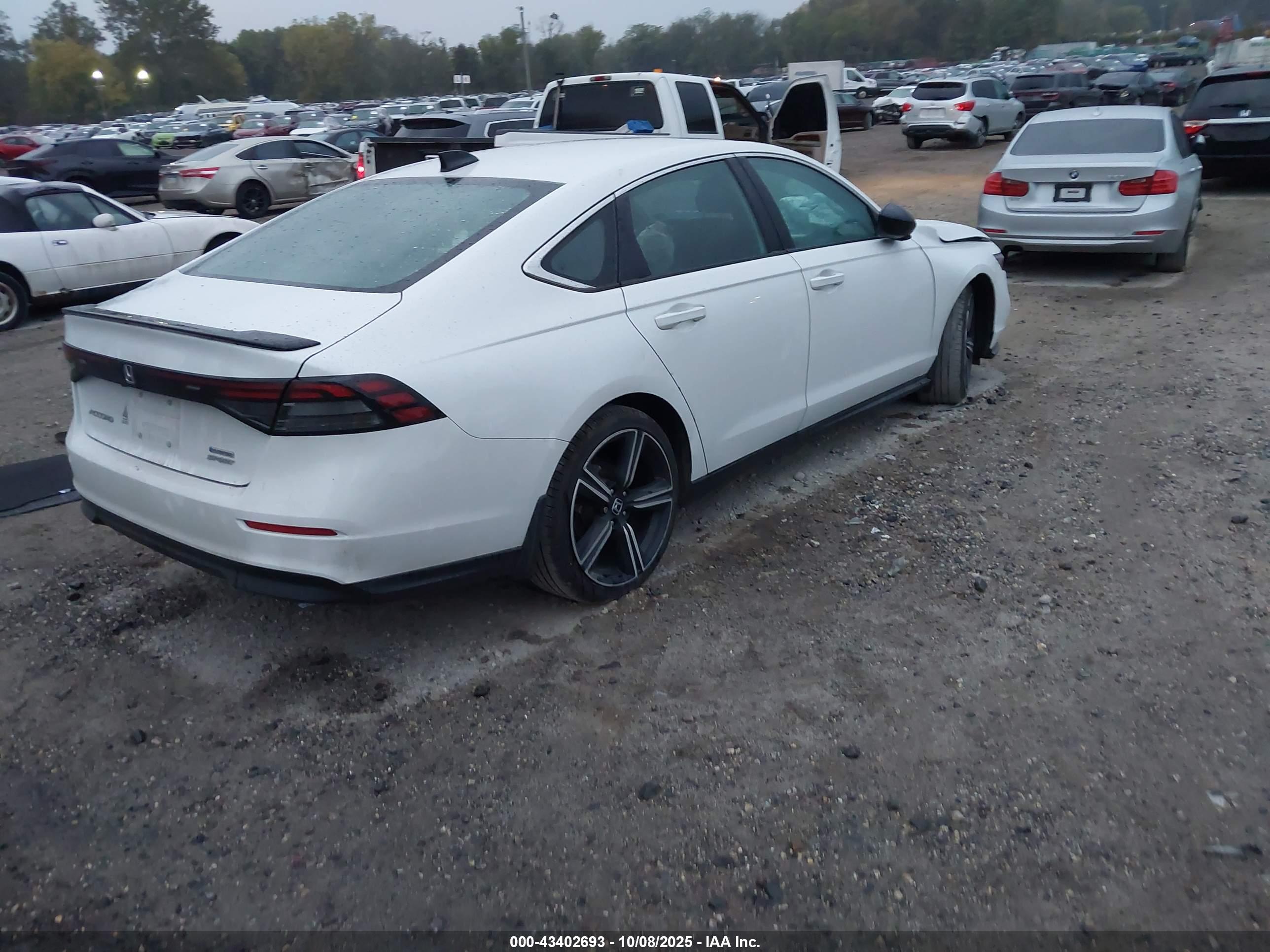 HONDA ACCORD image 4