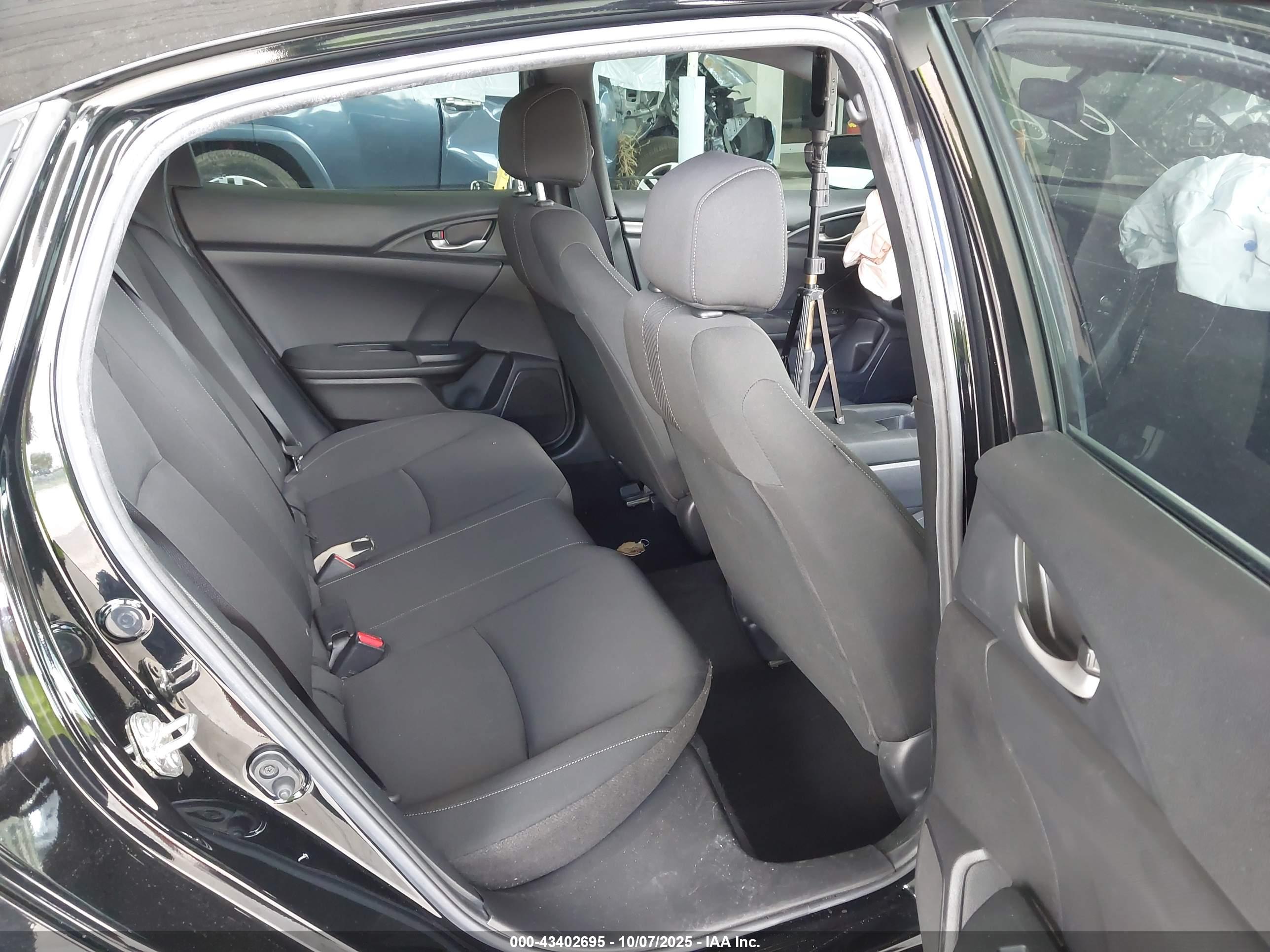 HONDA CIVIC image 8