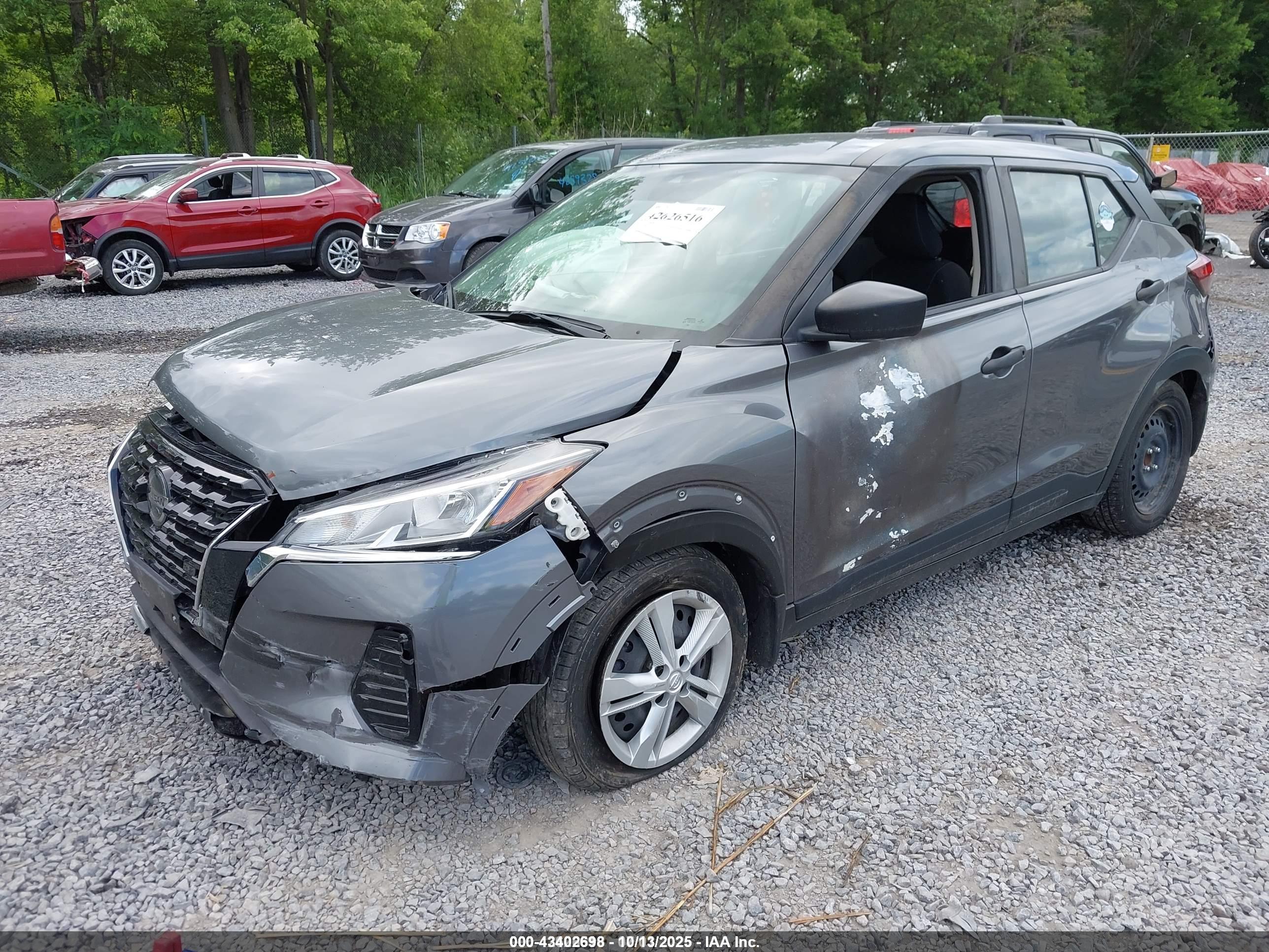 NISSAN KICKS image 2