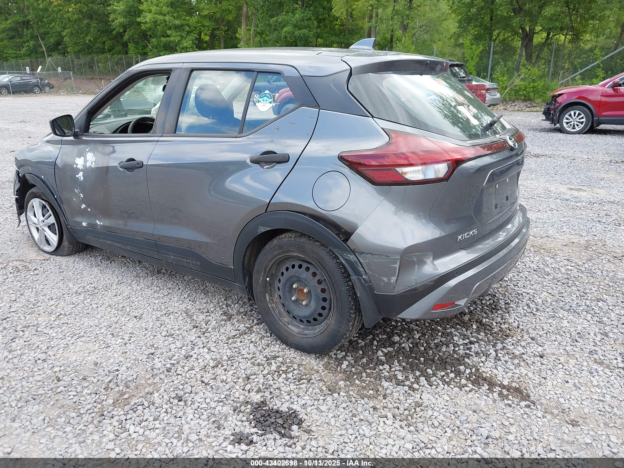 NISSAN KICKS image 3