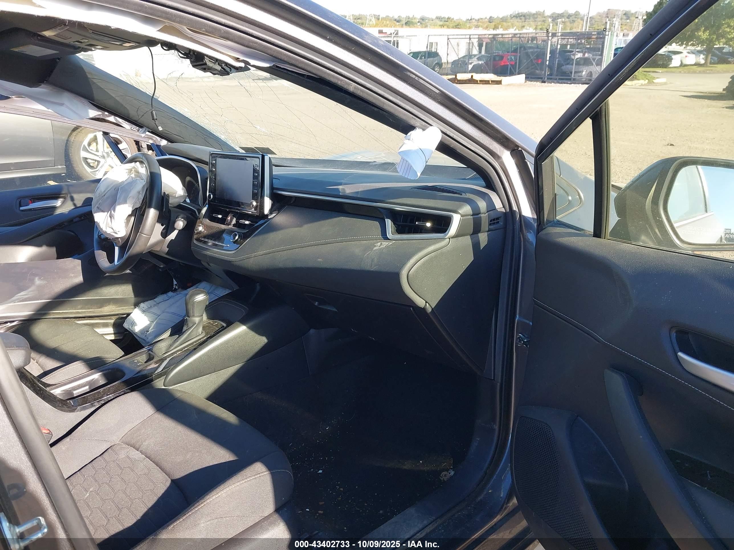 TOYOTA COROLLA image 5
