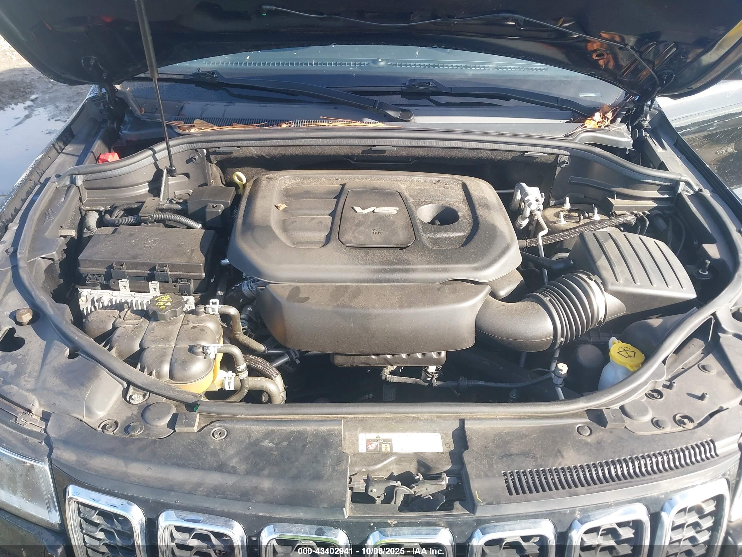 JEEP GRAND image 10
