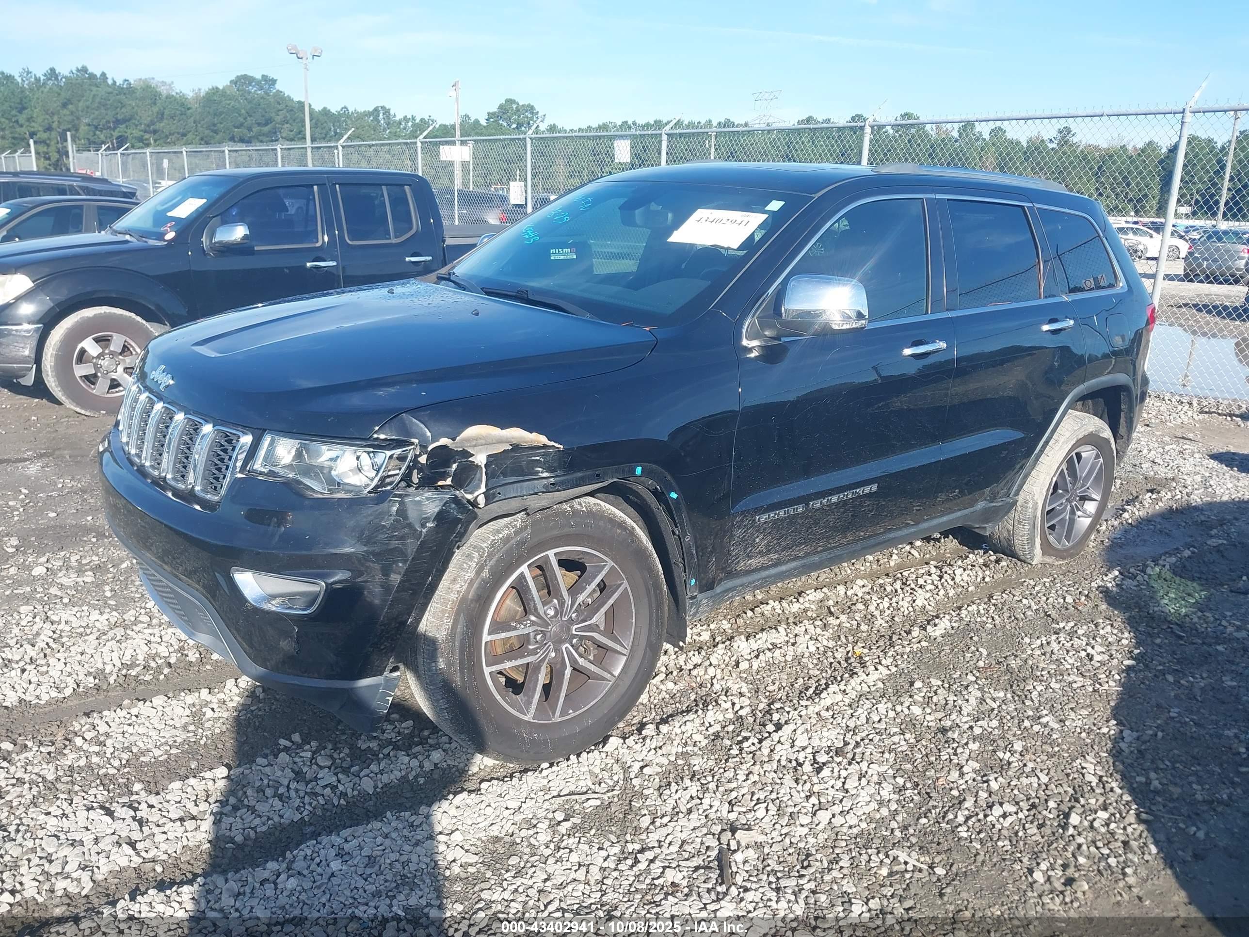 JEEP GRAND image 2