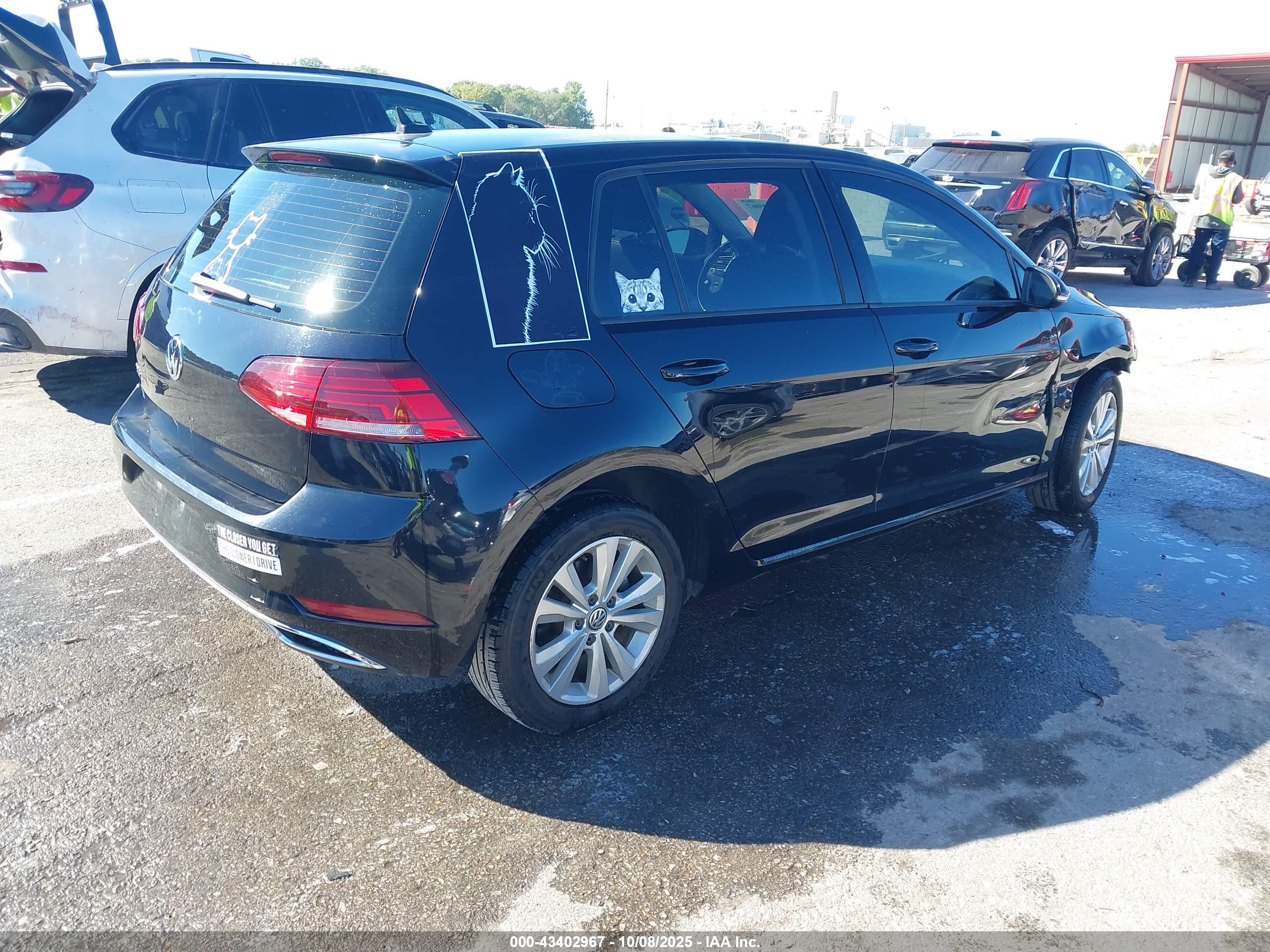 VOLKSWAGEN GOLF image 4
