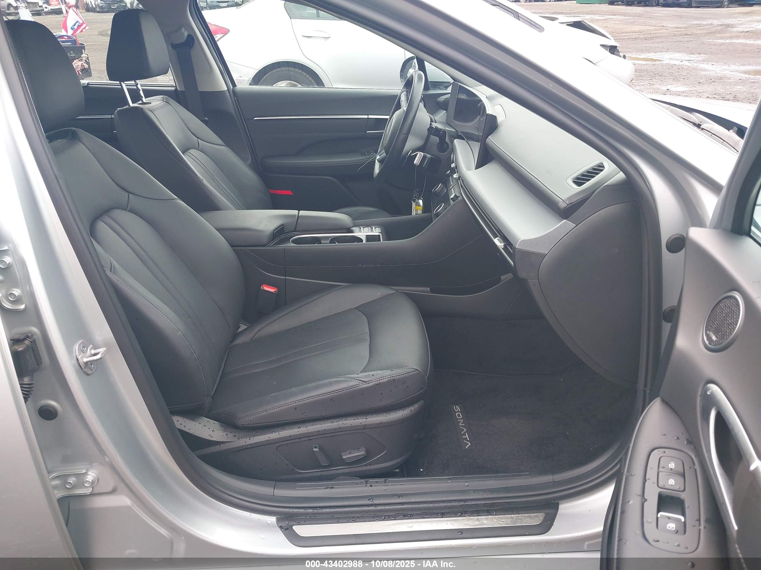 HYUNDAI SONATA image 5
