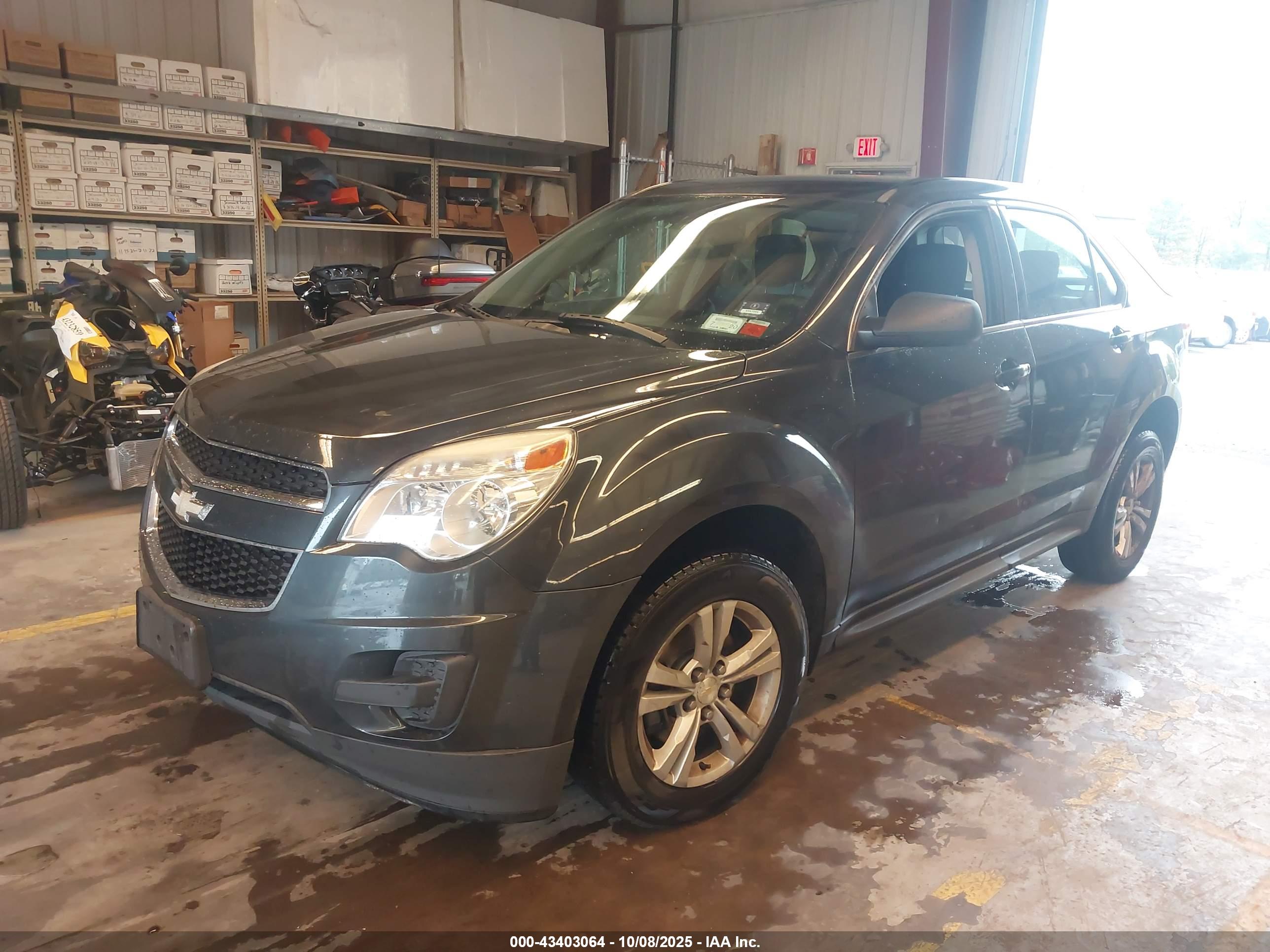 CHEVROLET EQUINOX image 2