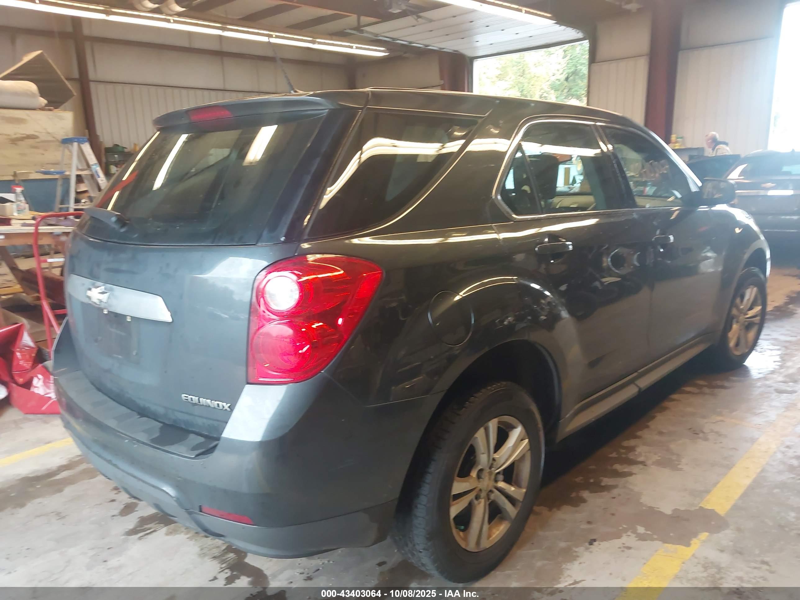 CHEVROLET EQUINOX image 4