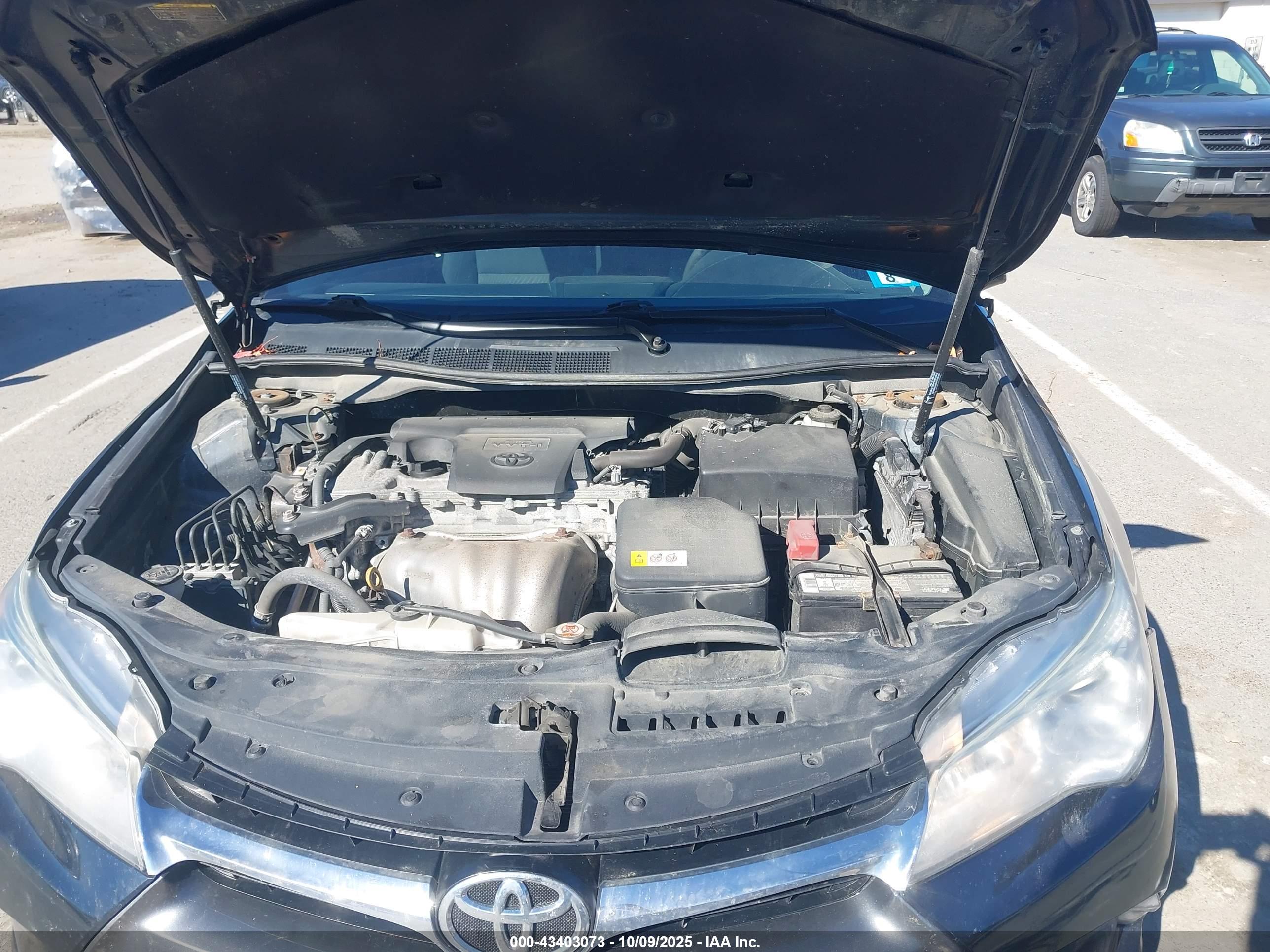 TOYOTA CAMRY image 10