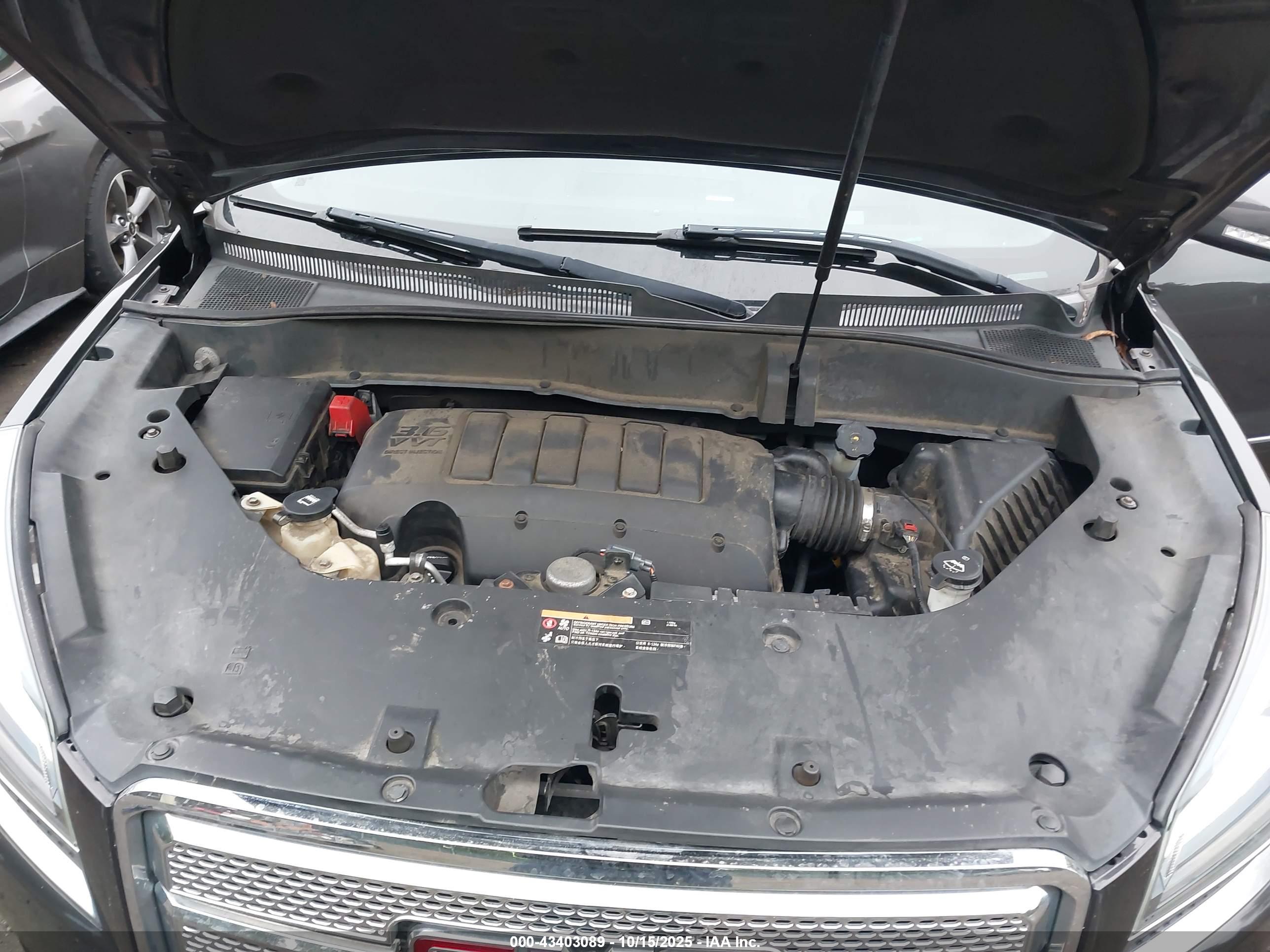 GMC ACADIA image 10