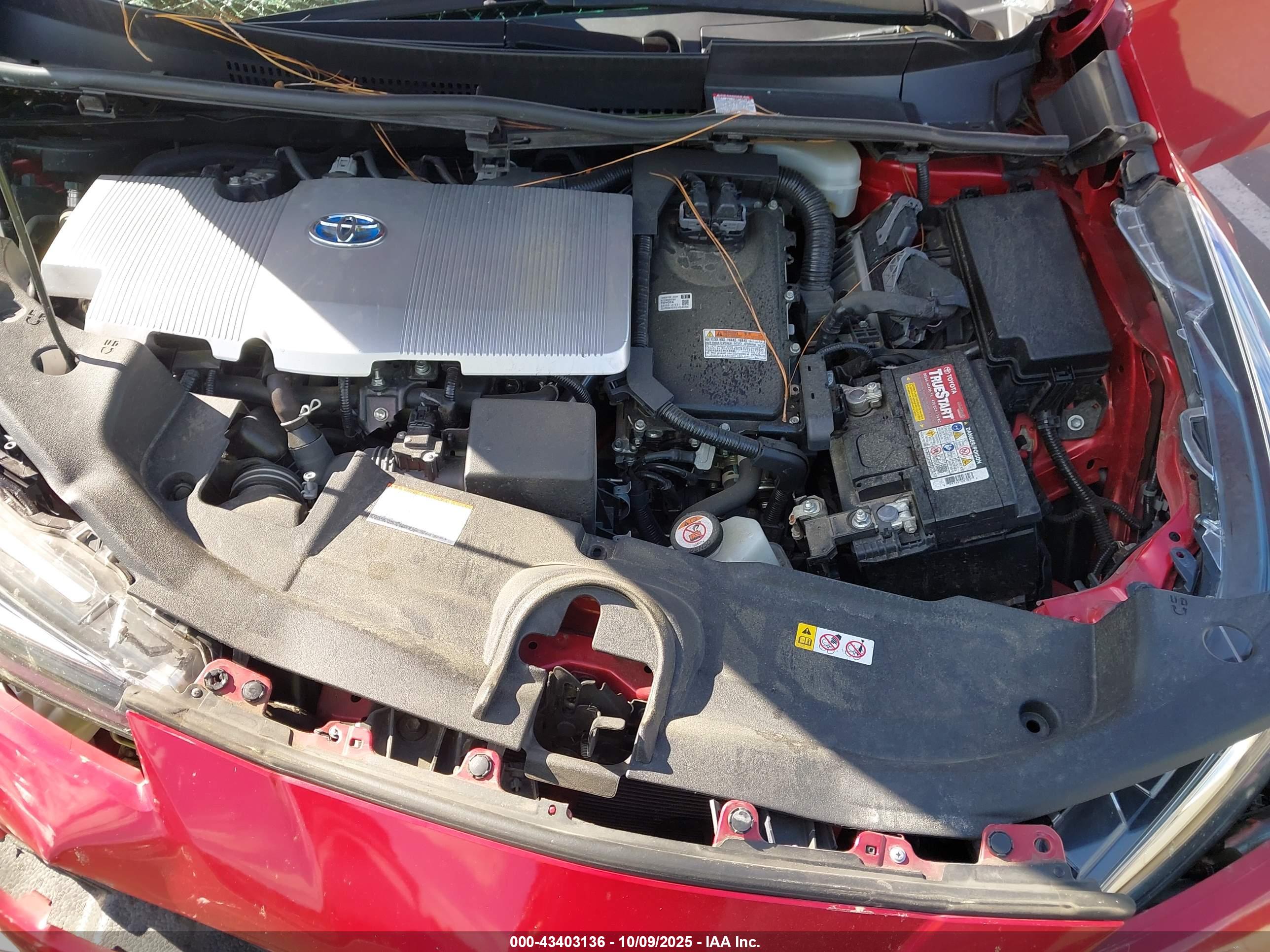 TOYOTA PRIUS image 10